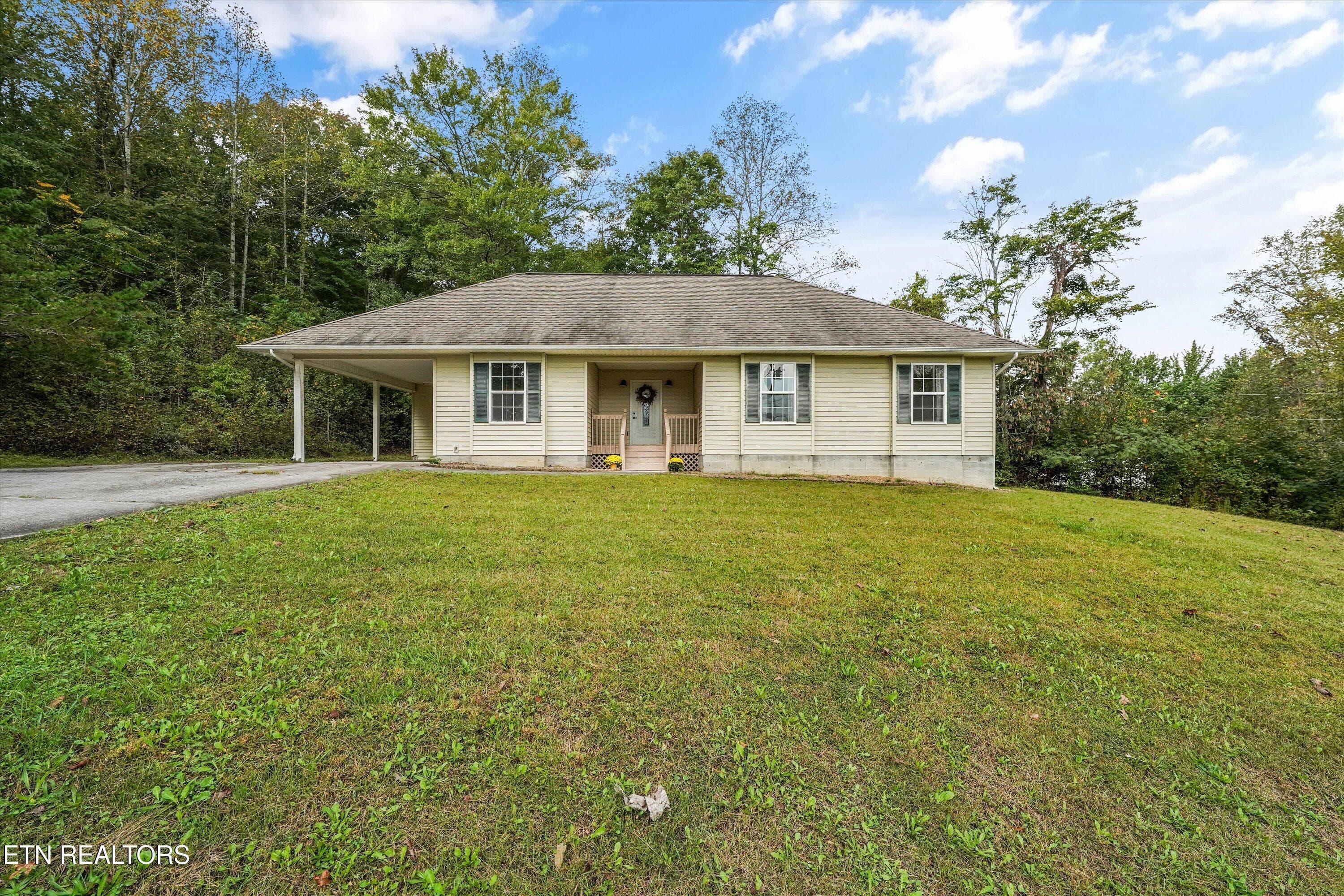 02-222 Disney Ln 31 - 222 Disney Lane, Caryville, TN 37714, Caryville
