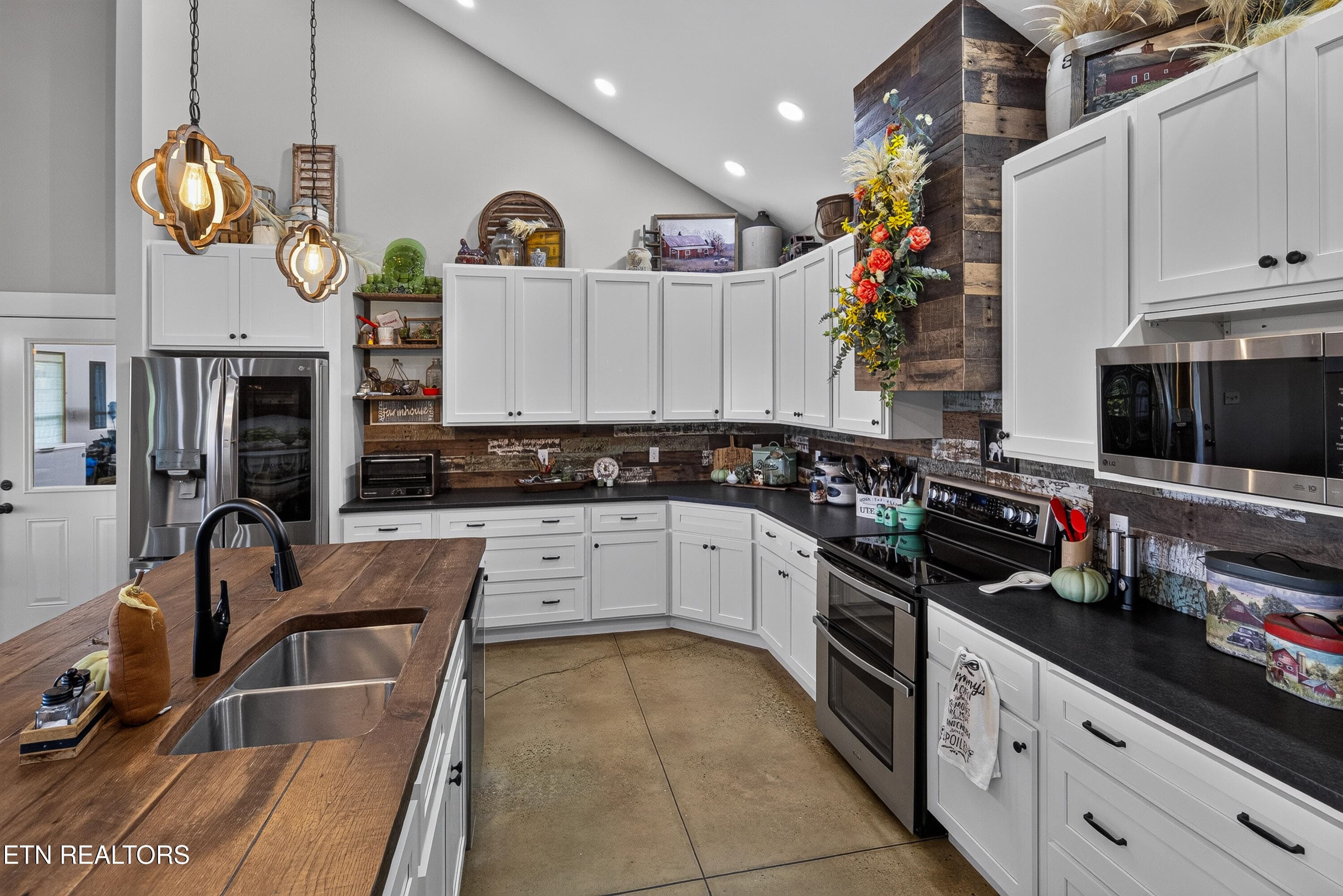 211 Brown Road - 211 Brown Rd, Blaine, TN 37709