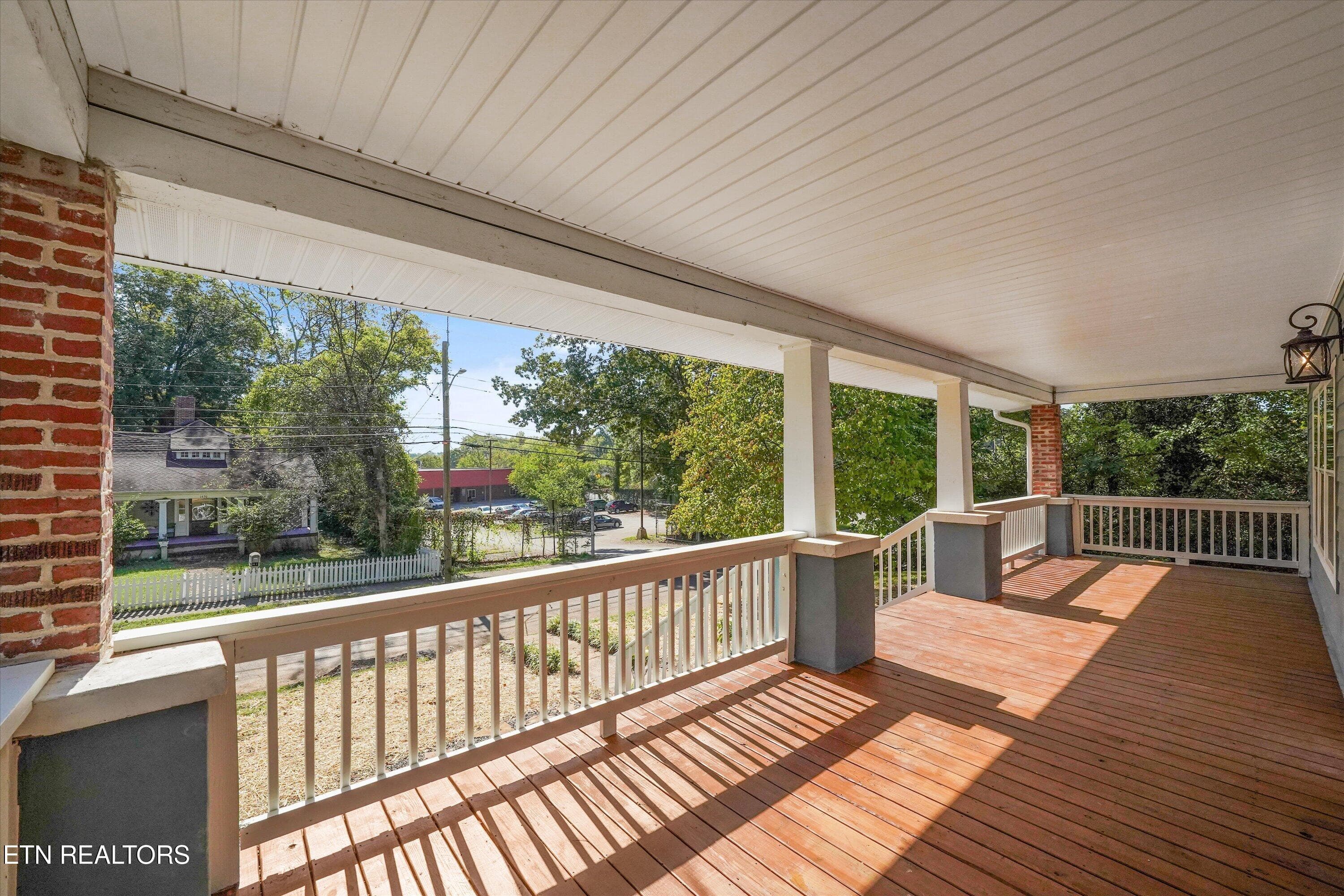 Front Porch - 1431 Branson Ave, Knoxville, TN 37917, Knoxville