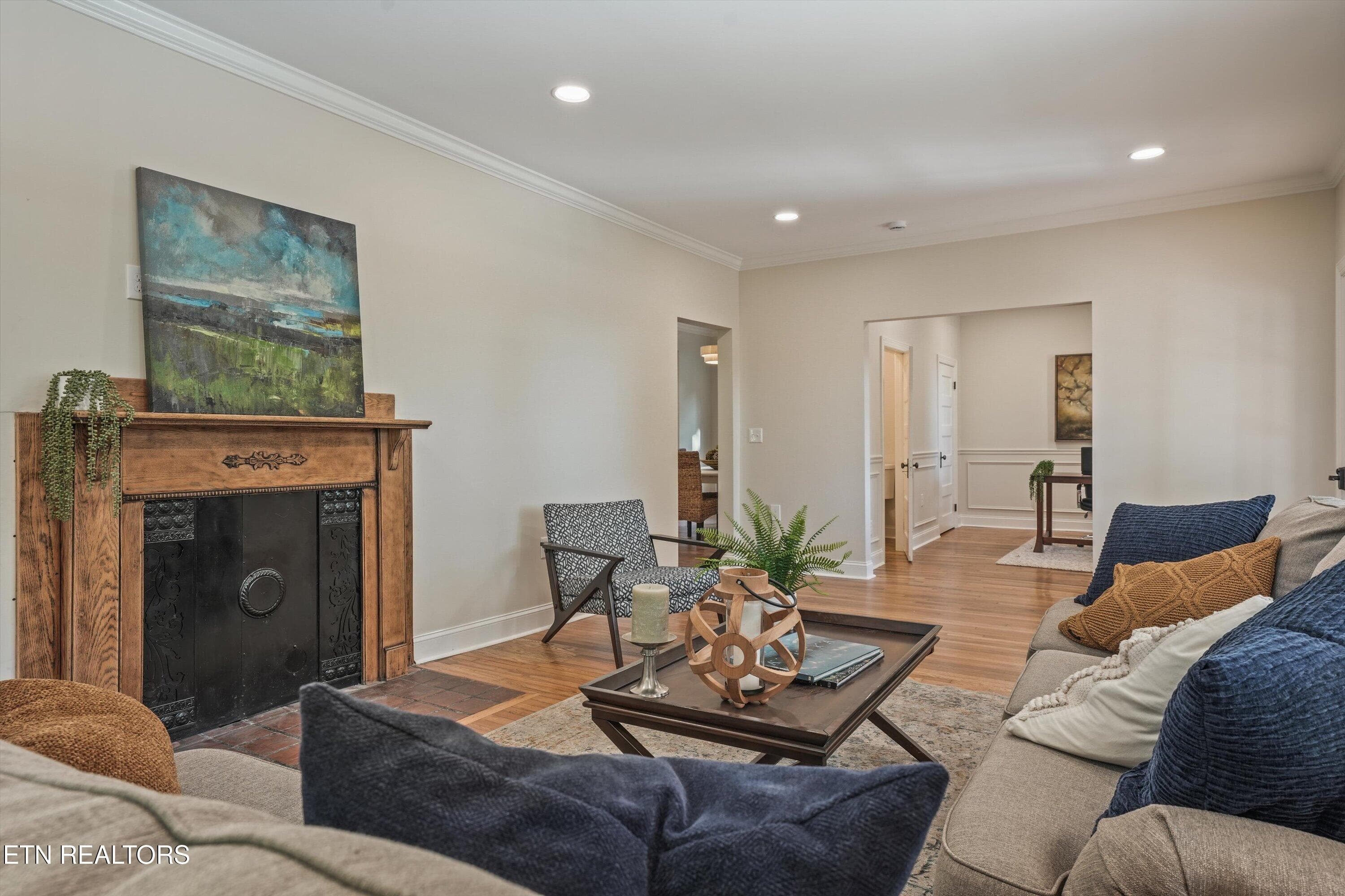 Living Room - 1431 Branson Ave, Knoxville, TN 37917, Knoxville