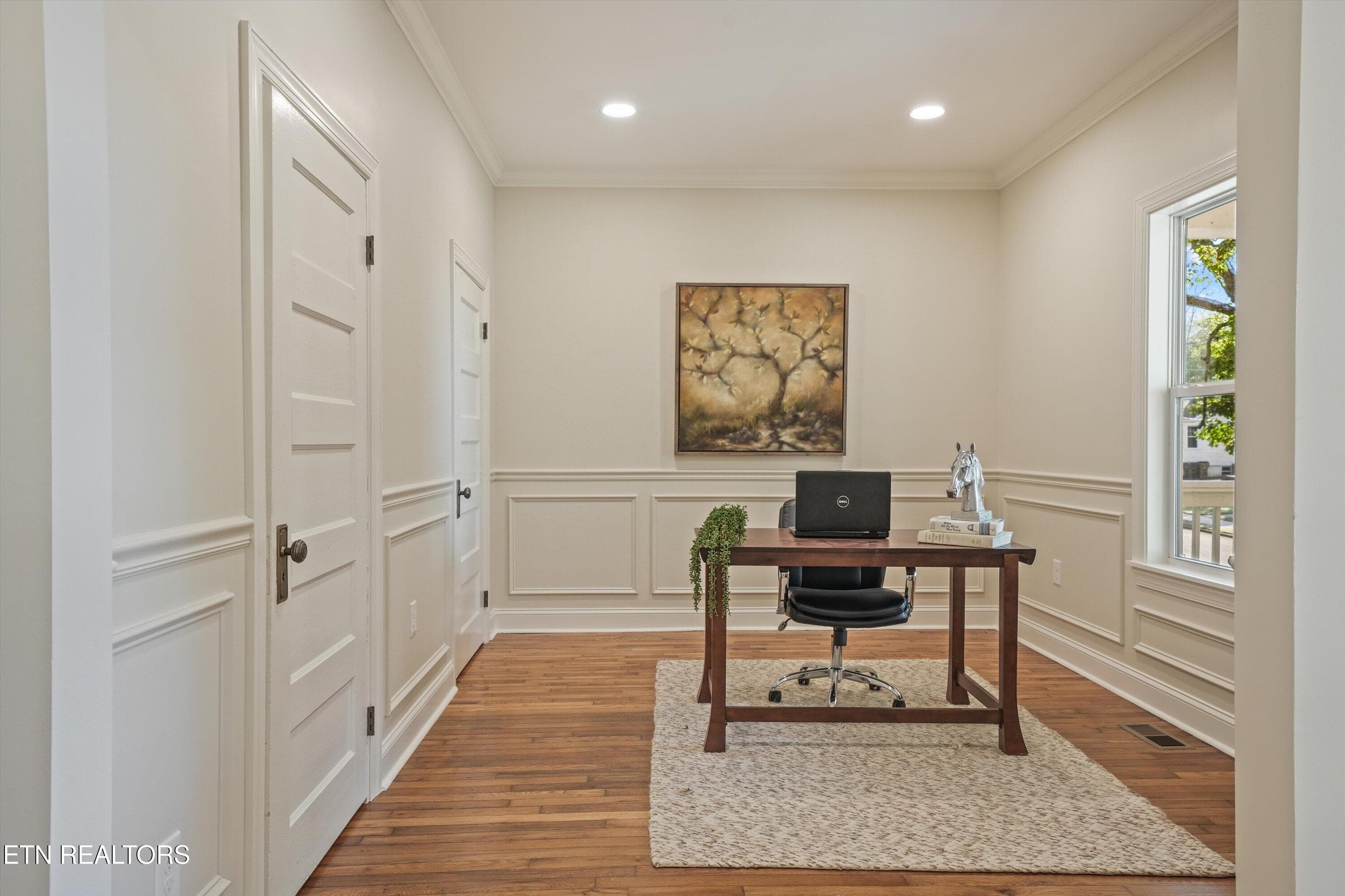 Office/Dining - 1431 Branson Ave, Knoxville, TN 37917, Knoxville
