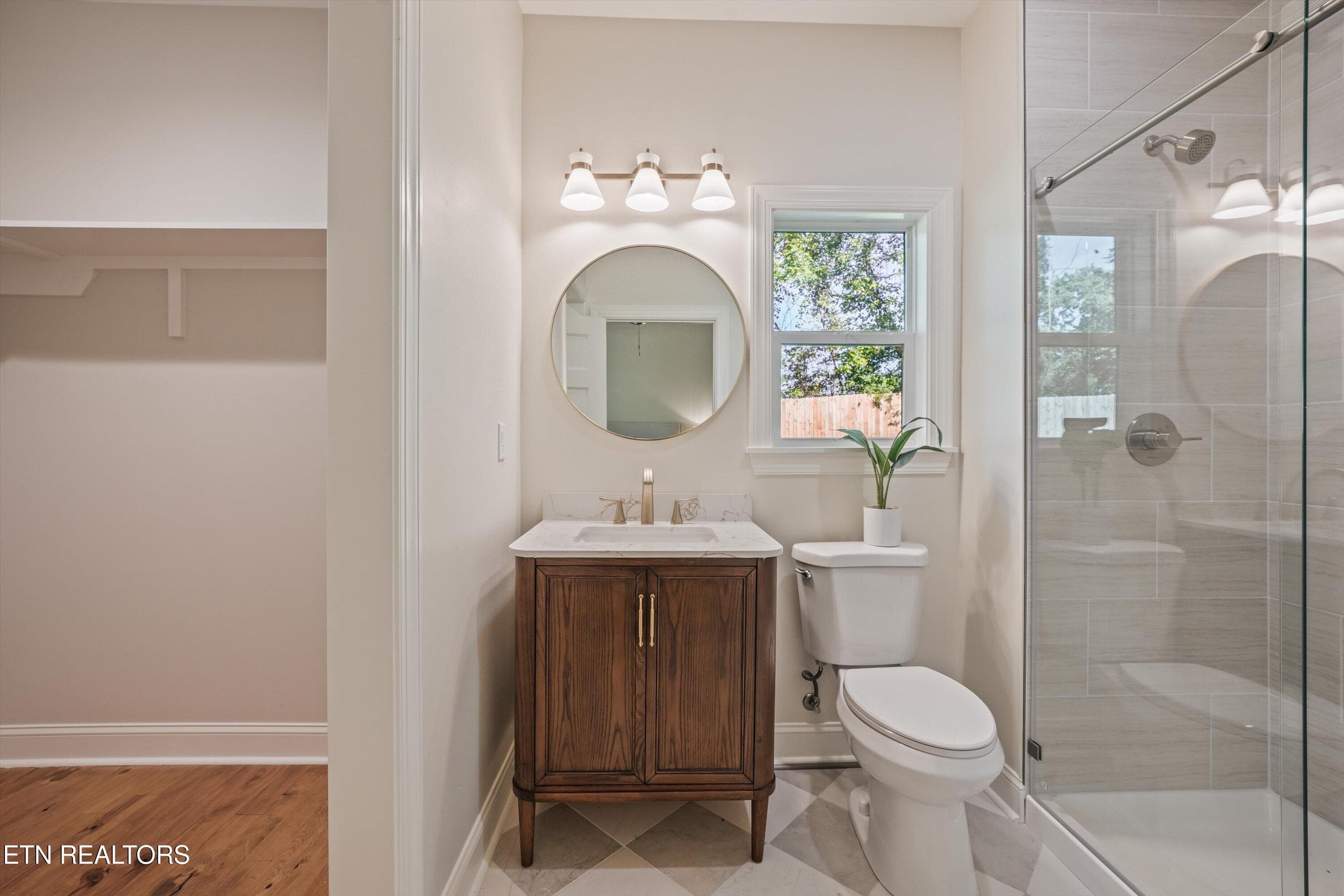 Primary Bathroom - 1431 Branson Ave, Knoxville, TN 37917, Knoxville