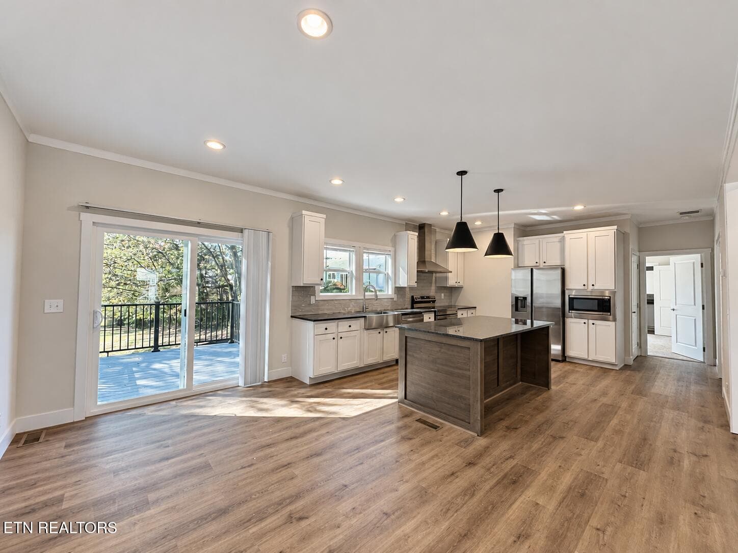 Dining/Kitchen - 450 Federal Ferry Circle, Vonore, TN 37885
