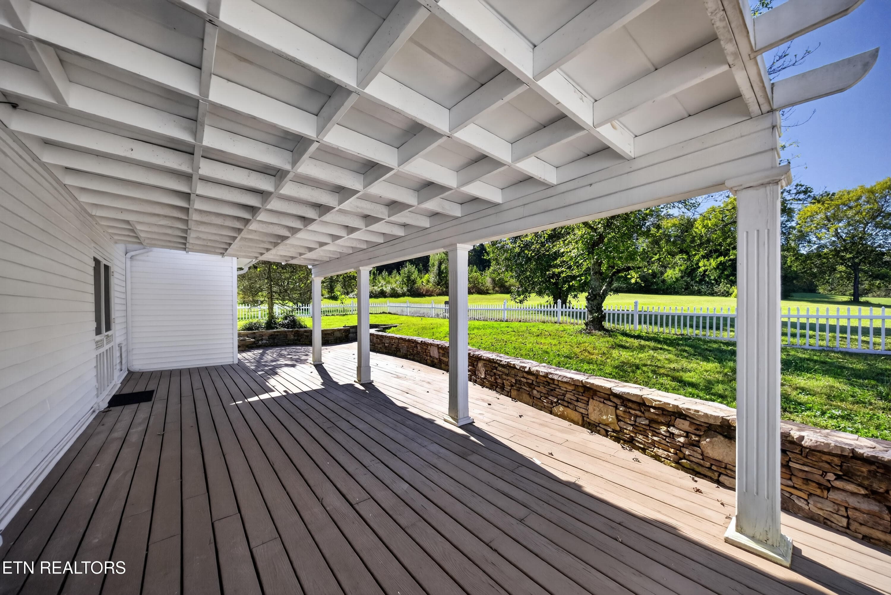 L40A7302 - 9547 Highway 72, Loudon, TN 37774, Loudon