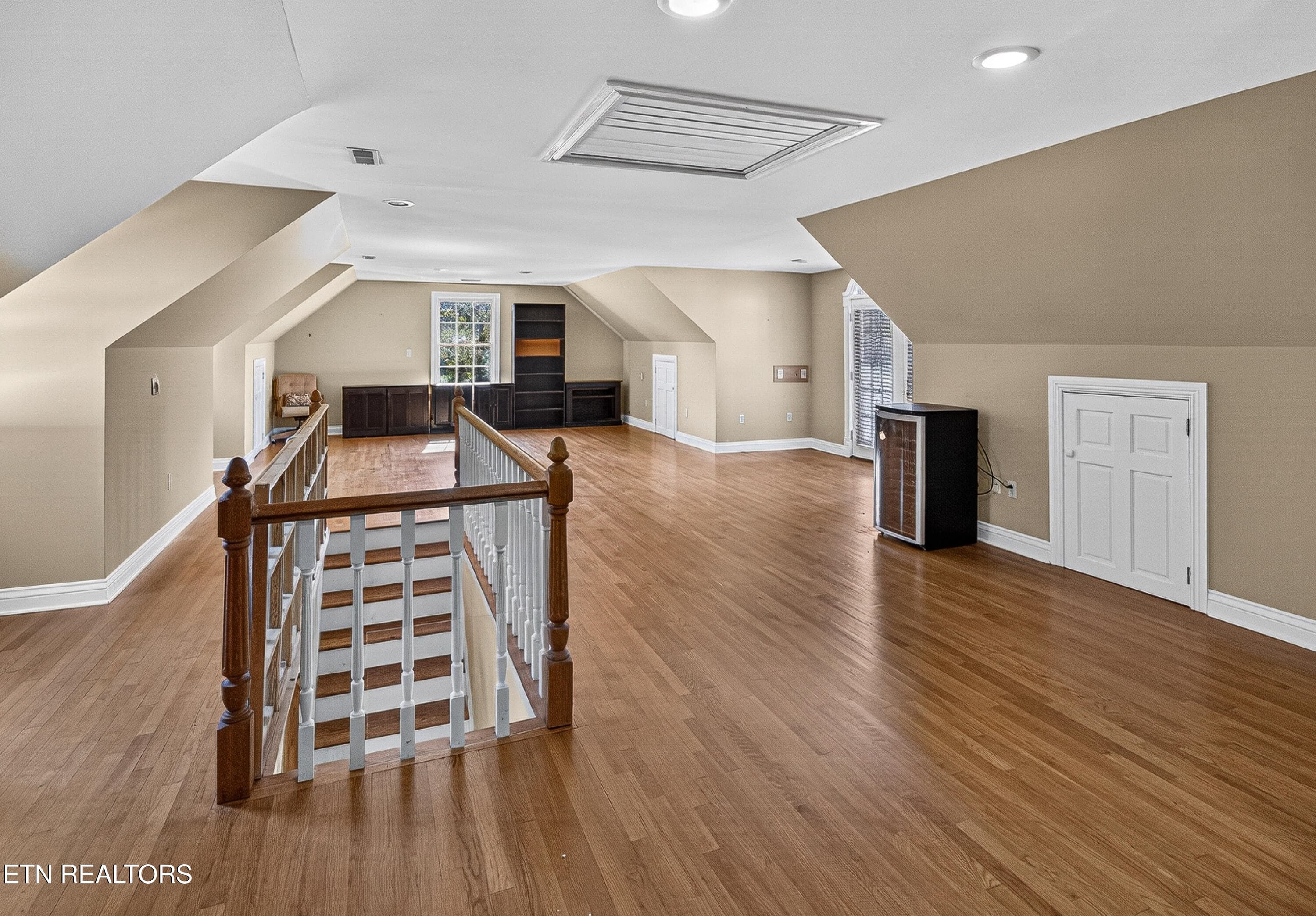 L40A7259 - 9547 Highway 72, Loudon, TN 37774, Loudon