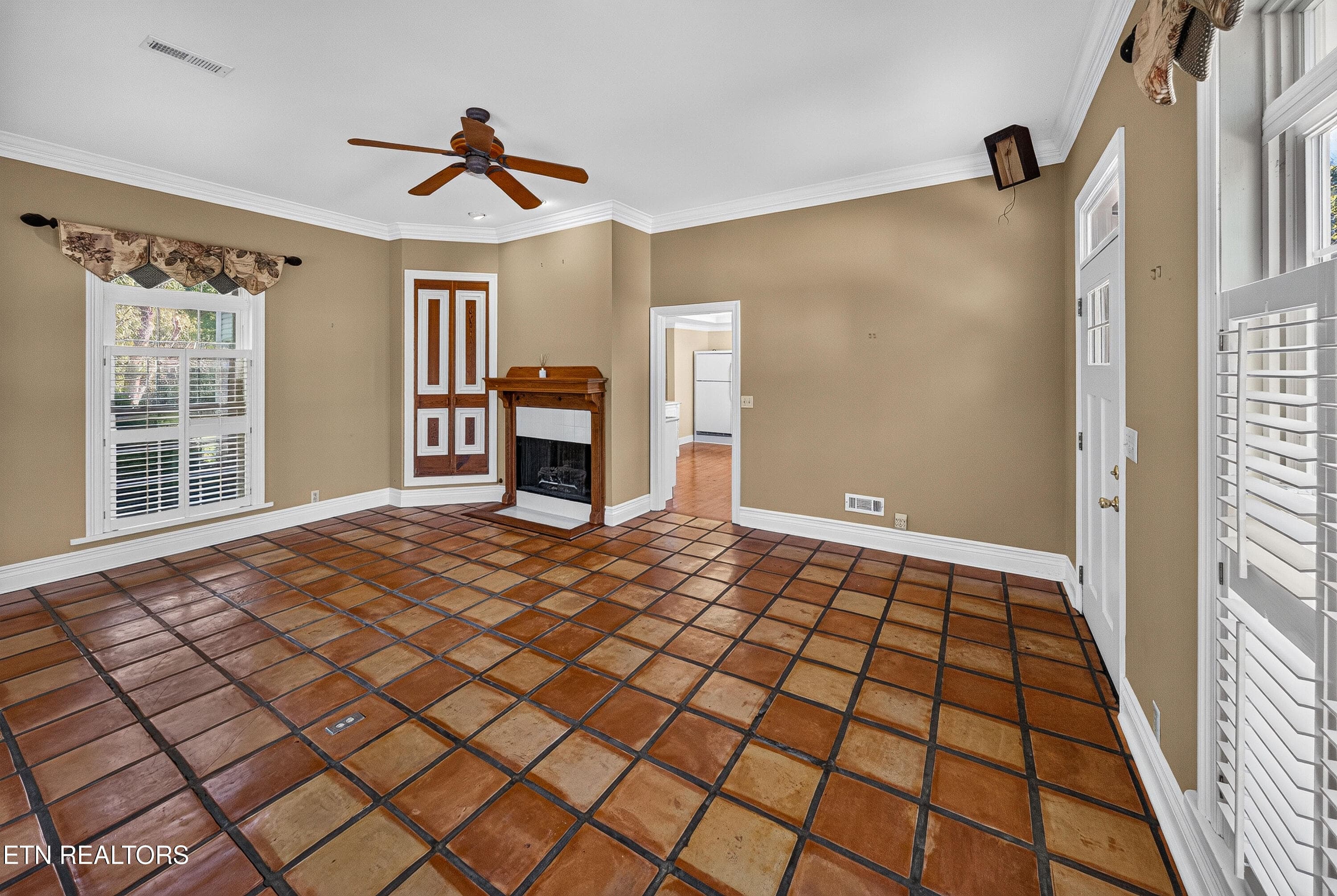 L40A7235 - 9547 Highway 72, Loudon, TN 37774, Loudon