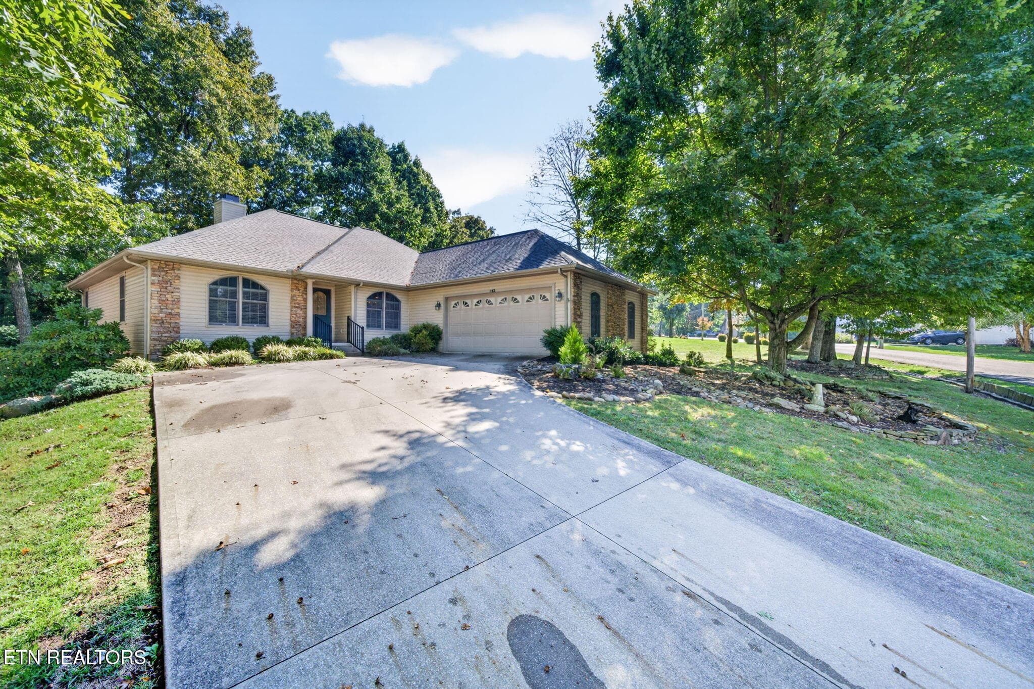 4-web-or-mls-113 Berkshire Loop_021_TNPC - 113 Berkshire Loop, Crossville, TN 38558, Crossville