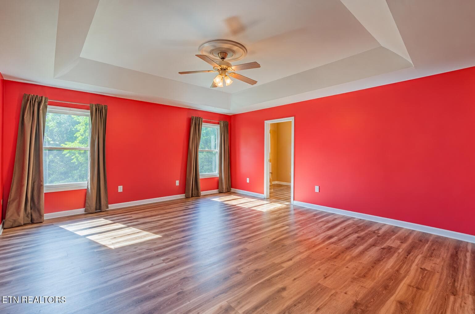 master bedroom - 542 Sunset Ridge Drive, Crossville, TN 38571