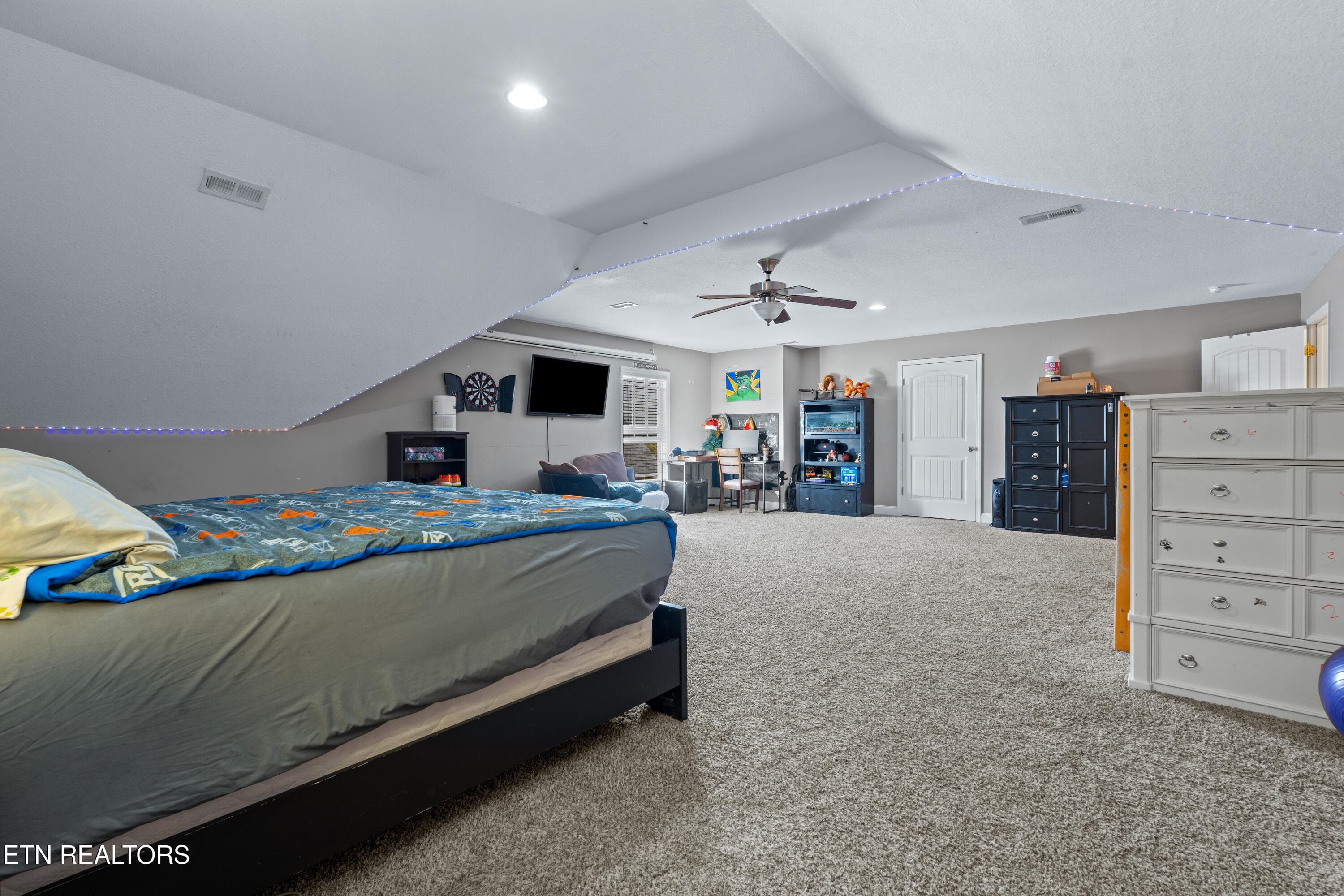 2827SouthwindsCir-39 - 2827 Southwinds Circle, Sevierville, TN 37876, Sevierville