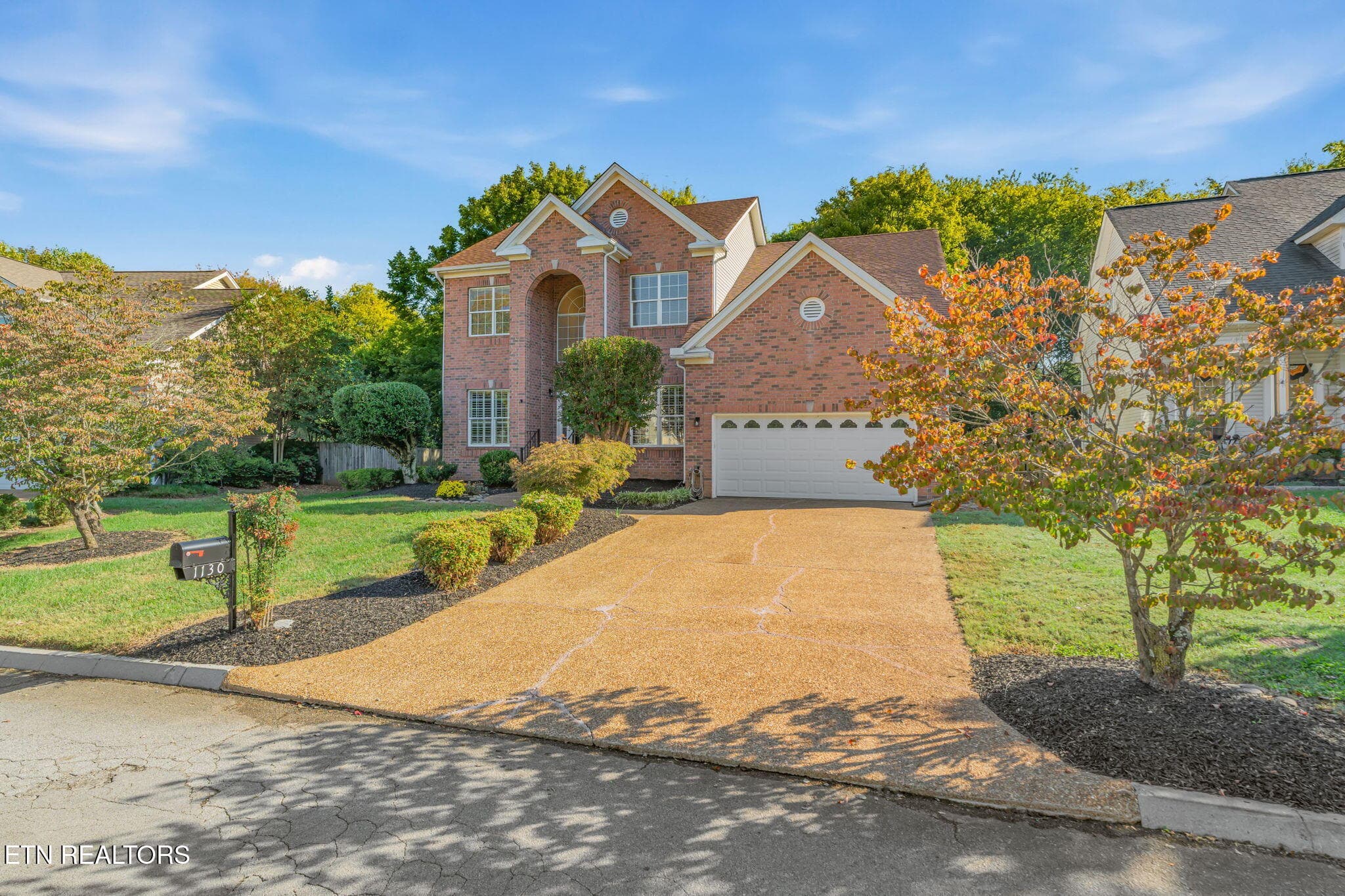 1130 Vale View Rd, Knoxville, TN 37922