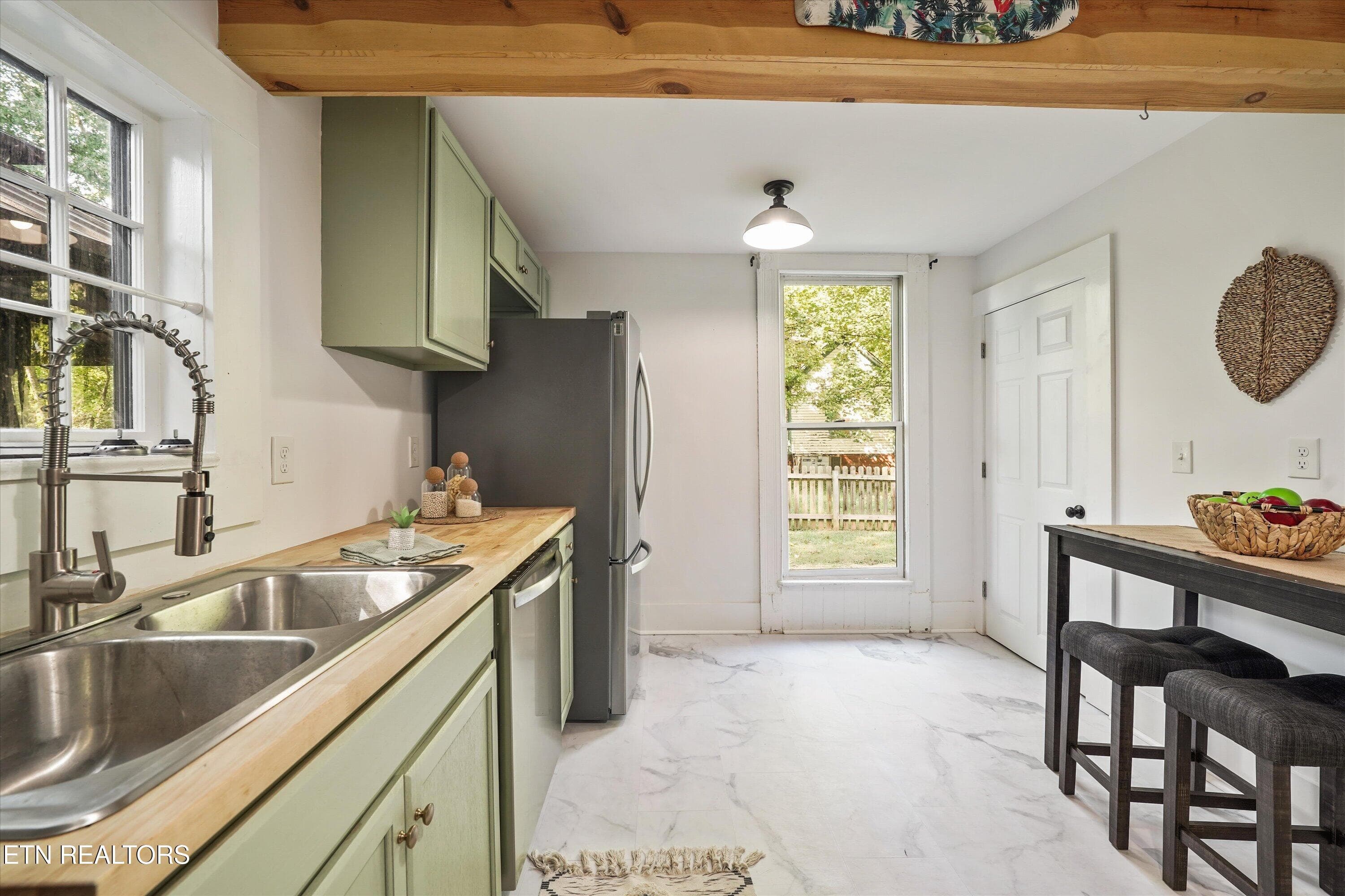 Kitchen Functional Layout - 1404 Hannah Ave, Knoxville, TN 37921, Knoxville