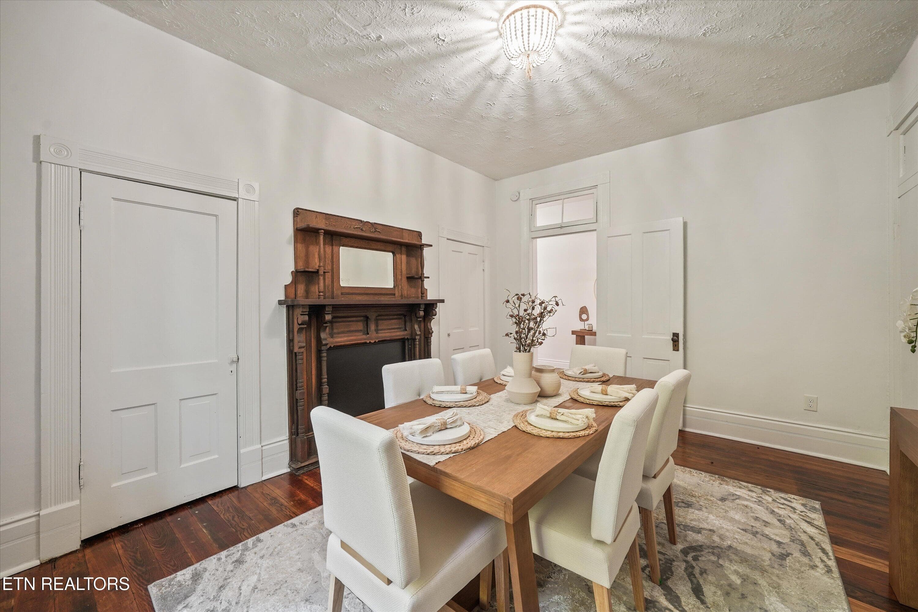 Formal Dining Room - 1404 Hannah Ave, Knoxville, TN 37921, Knoxville