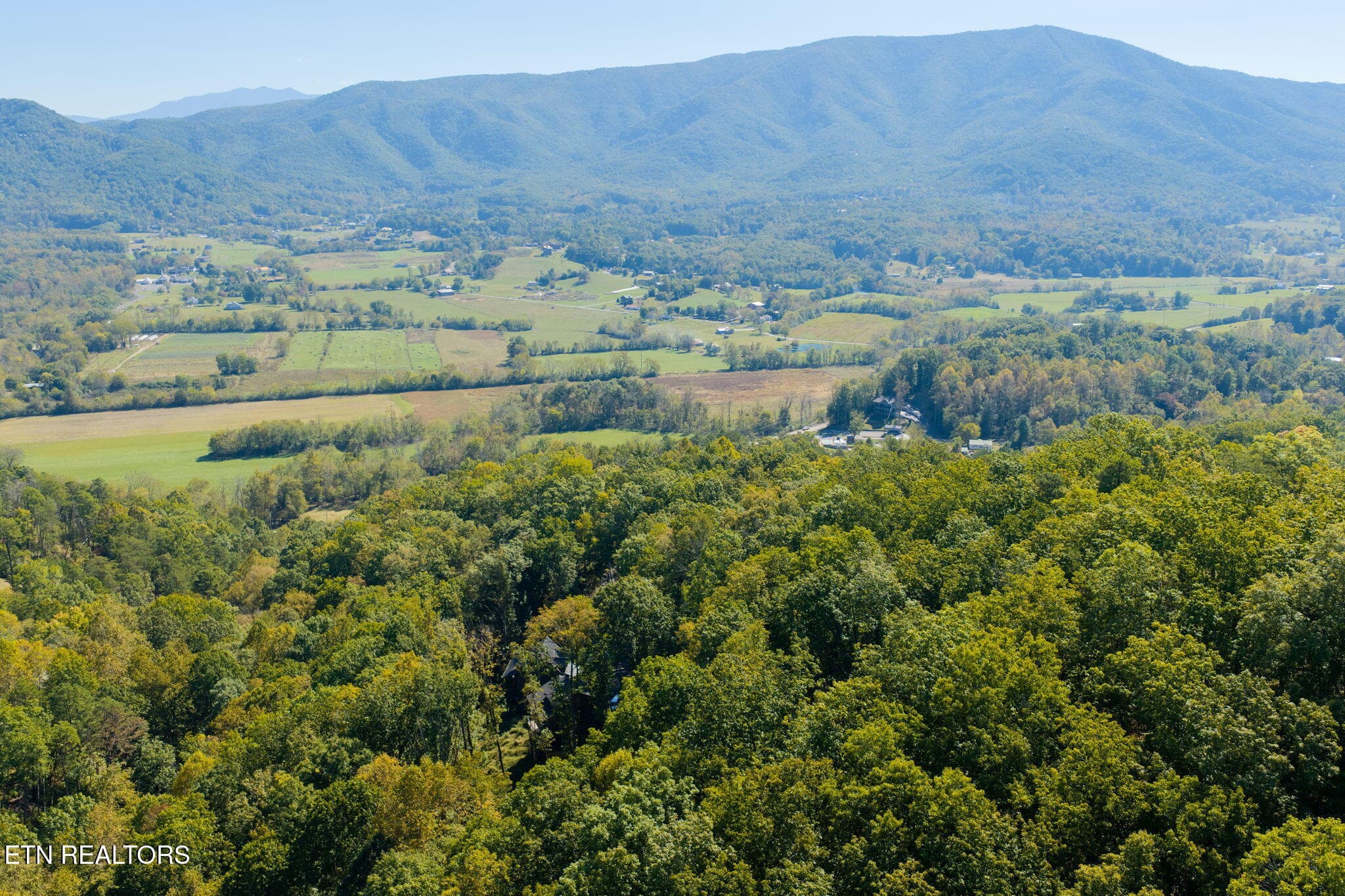 homesandvideos 826-1027 - Whipoorwill Hill Way 28, Sevierville, TN 37862