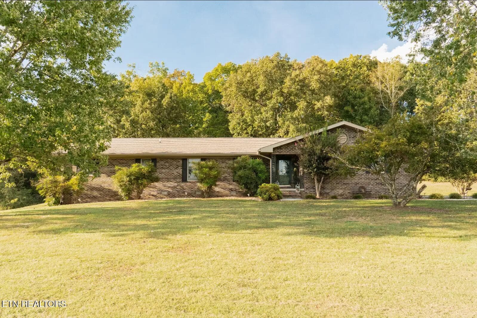 288 Old Athens Rd, Madisonville, TN 37354