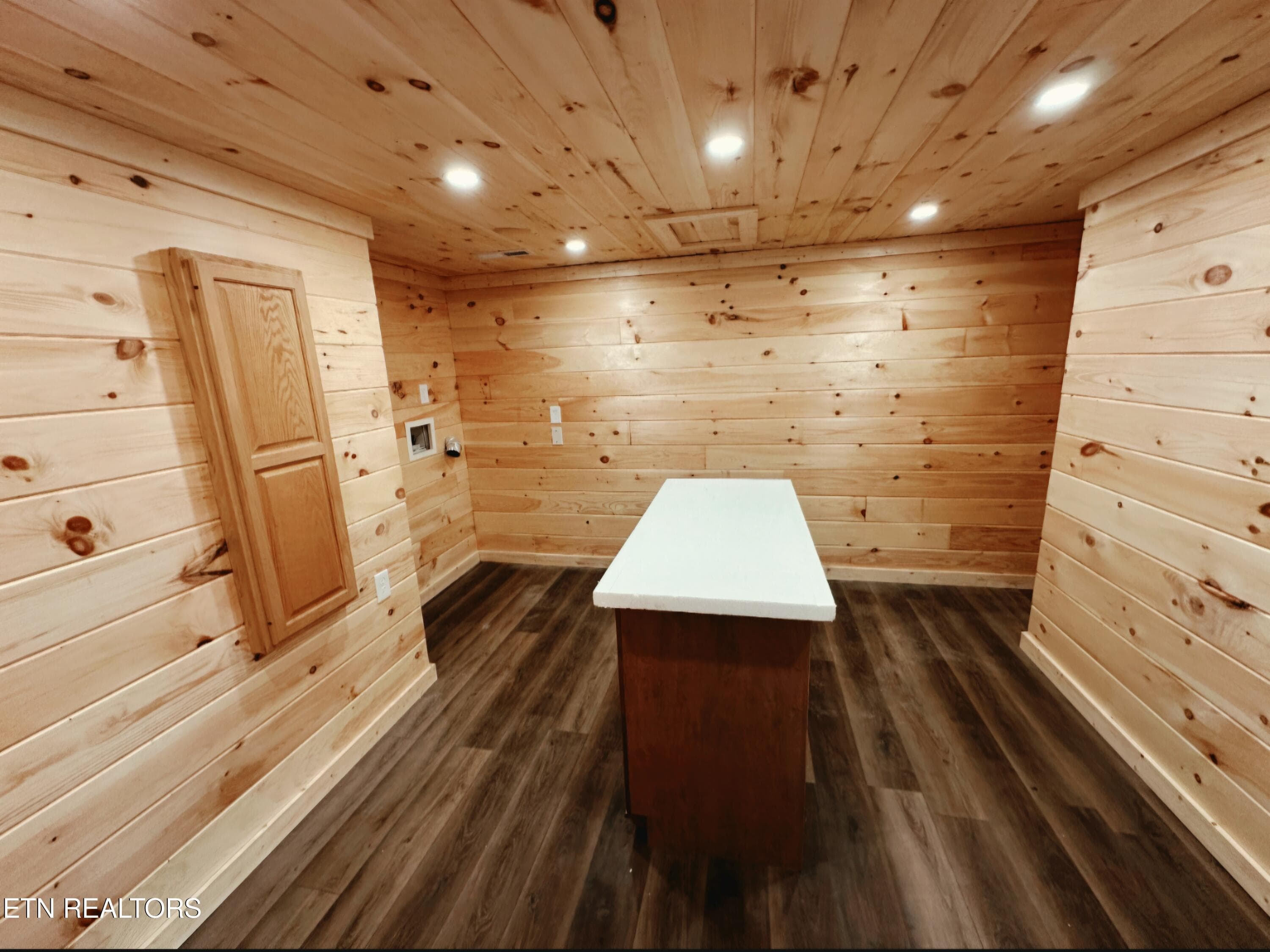 1000050479 - 770 Old Furnace Rd, Tellico Plains, TN 37385, Tellico Plains