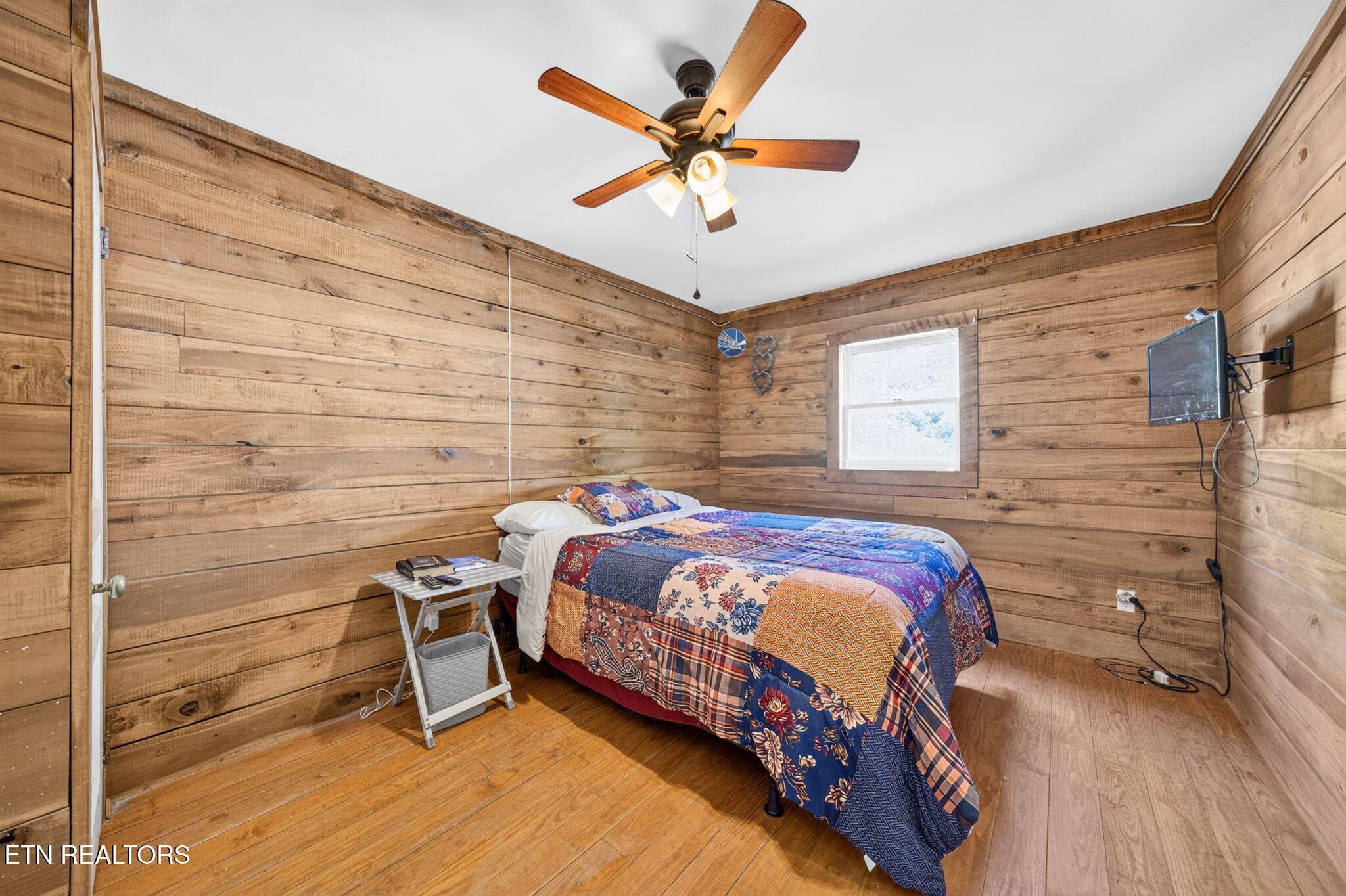 Bedroom 1 - 240 Memory Lane, Monterey, TN 38574