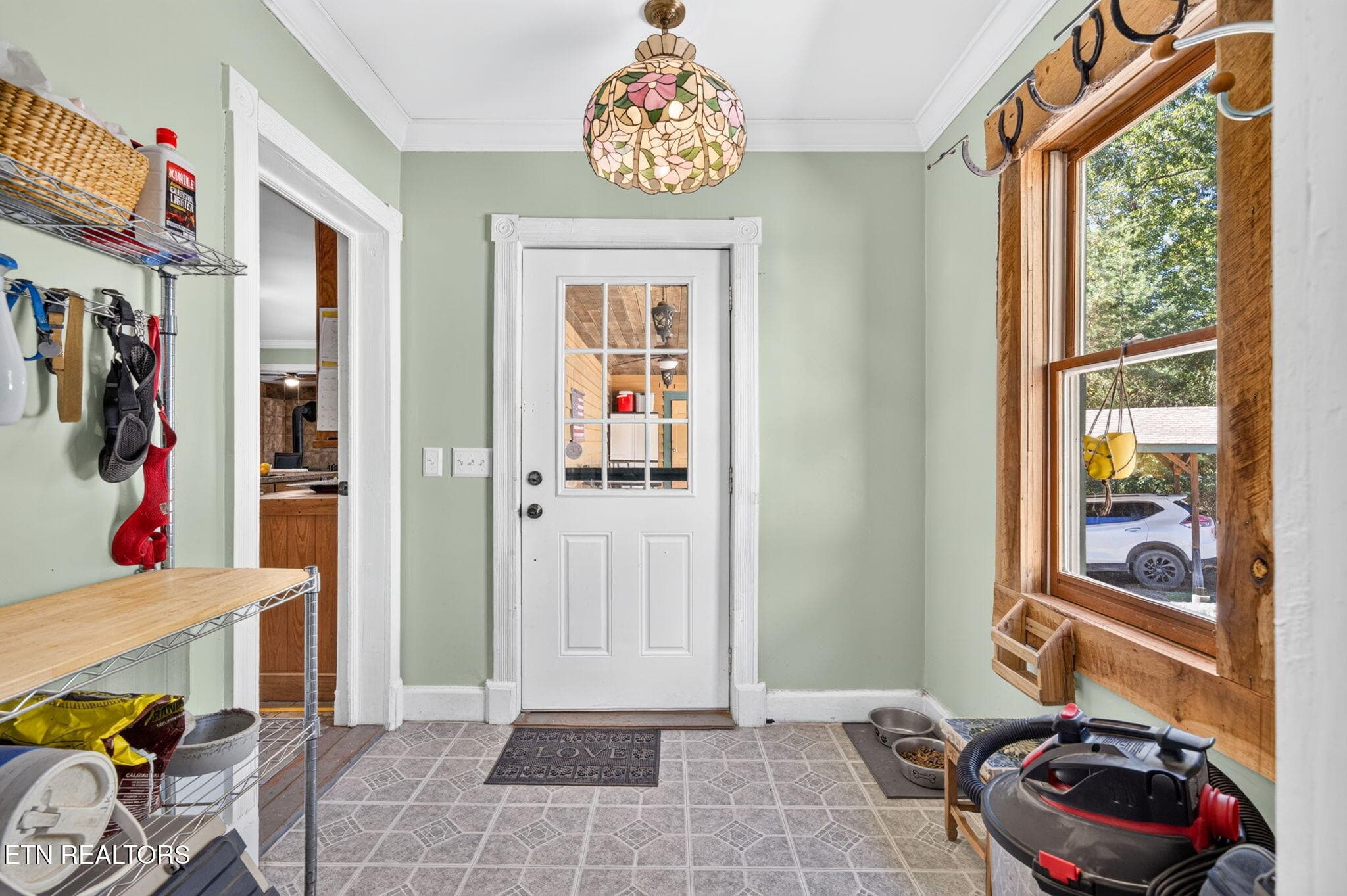 Foyer - 240 Memory Lane, Monterey, TN 38574