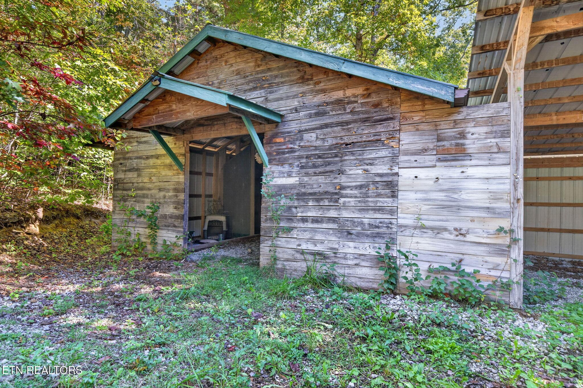 Storage shed vw2 - 240 Memory Lane, Monterey, TN 38574