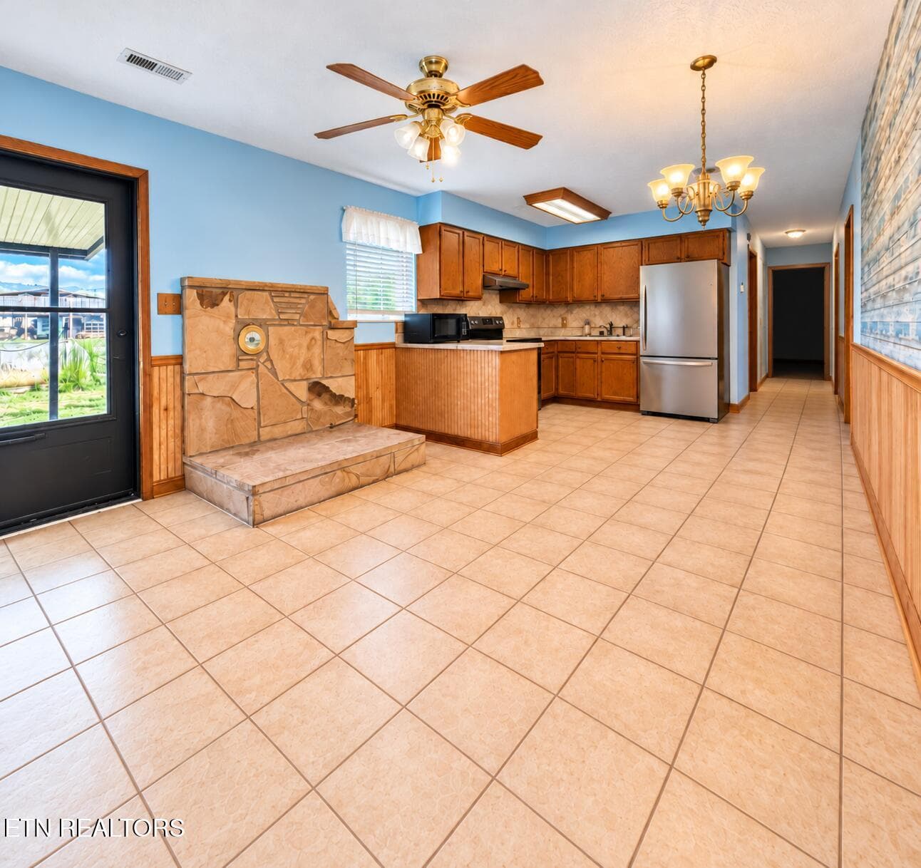 Kitchen 2 - 196 Sweetwater Rd, Philadelphia, TN 37846, Philadelphia