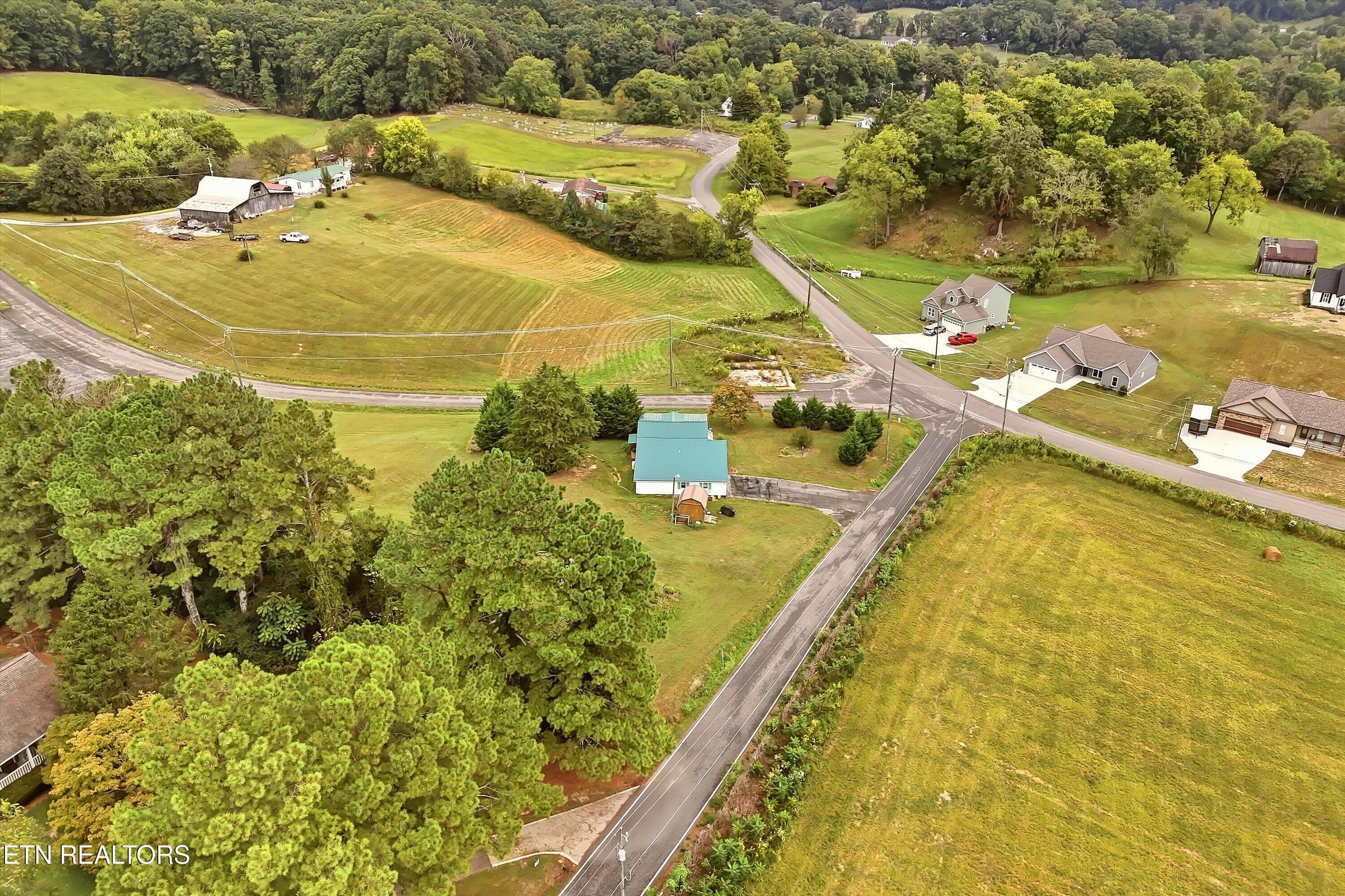 Aerial - 105 Peach Orchard Rd, Clinton, TN 37716, Clinton