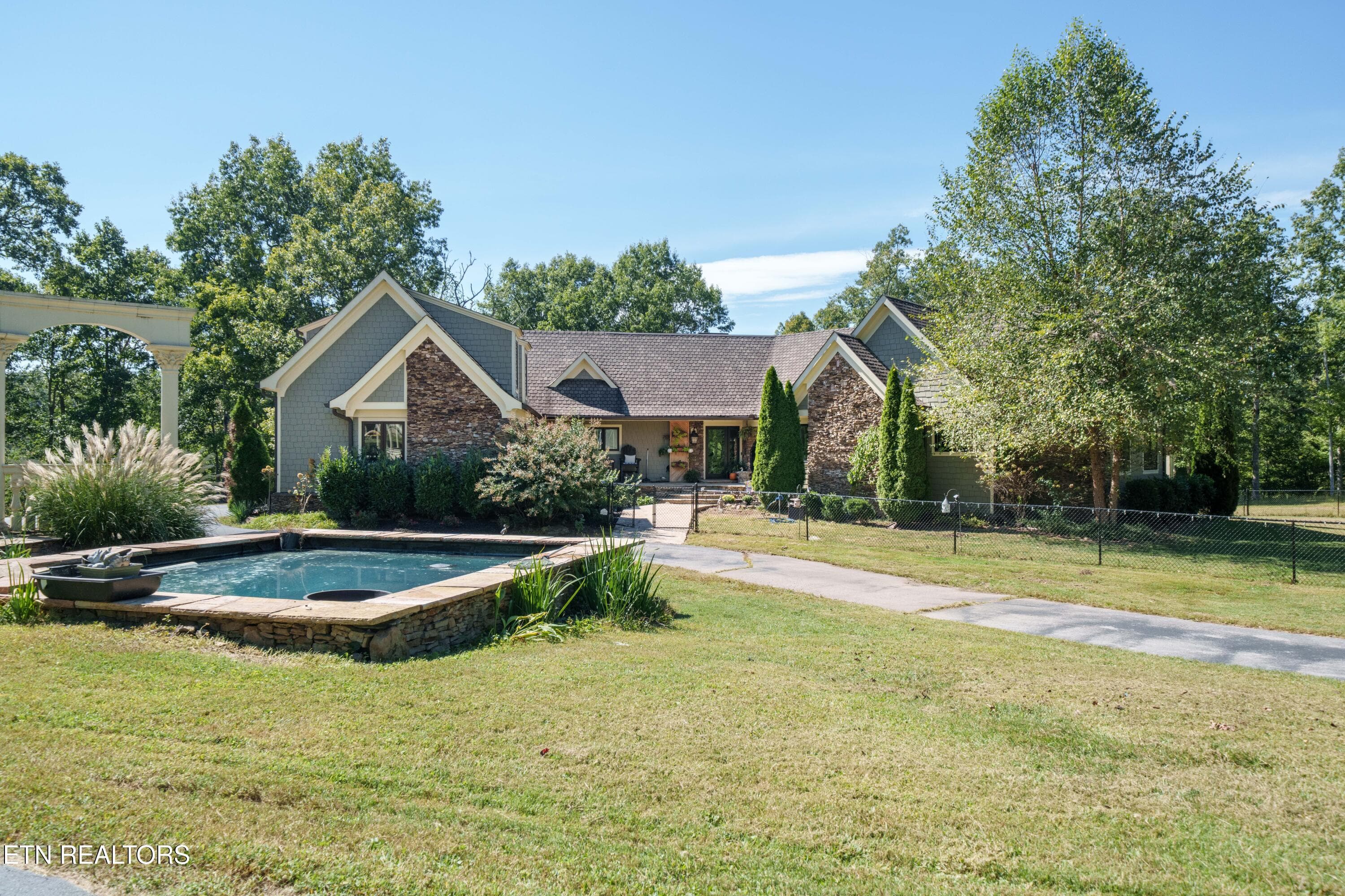 684 Randolph Rd_015_TNPC-HDR - 684 Randolph Rd, Crossville, TN 38571