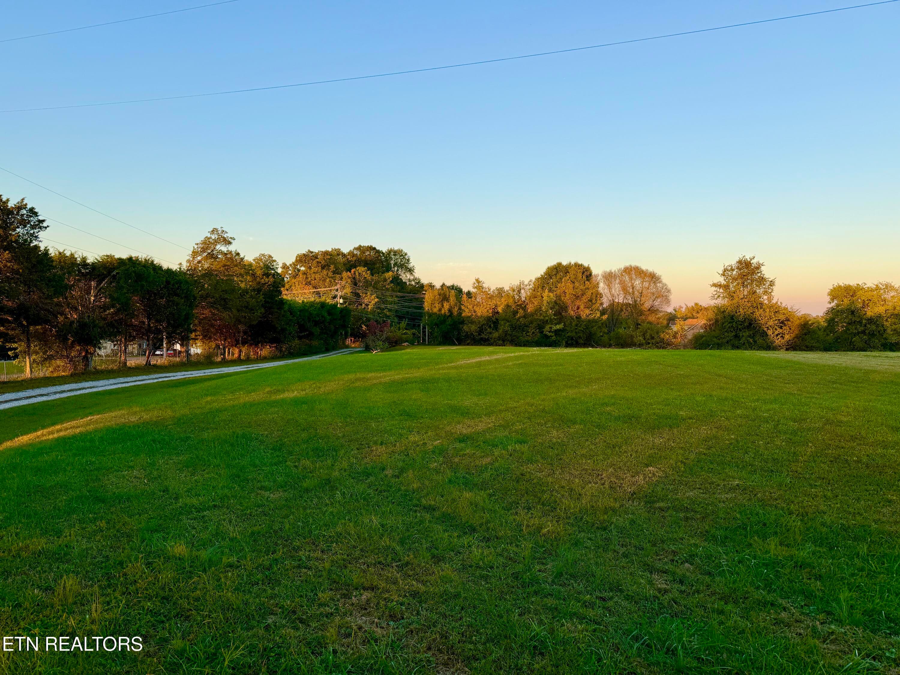 Copeland15 - 916 W Copeland Drive, Powell, TN 37849