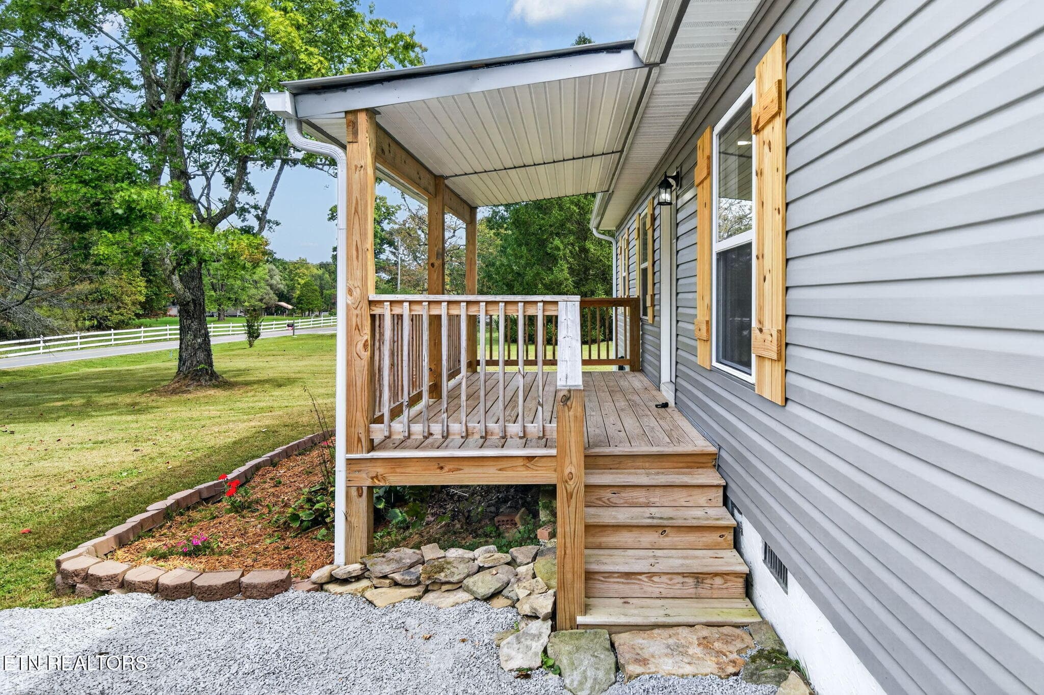16-web-or-mls-2497 Jr Camp Rd_087_TNPC - 2497 Junior Camp Rd, Monterey, TN 38574