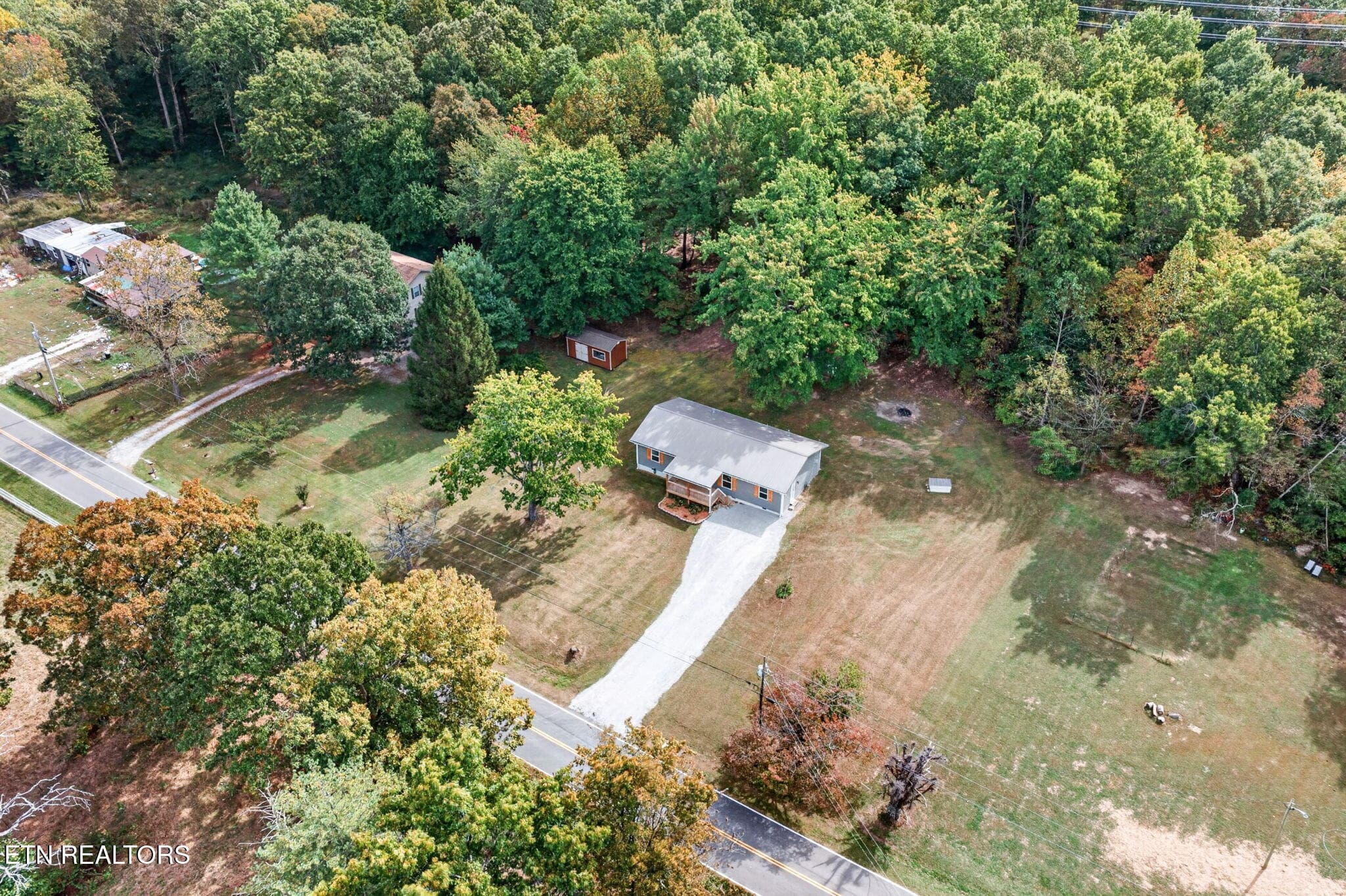 41-web-or-mls-2497 Jr Camp Rd_209_TNPC - 2497 Junior Camp Rd, Monterey, TN 38574