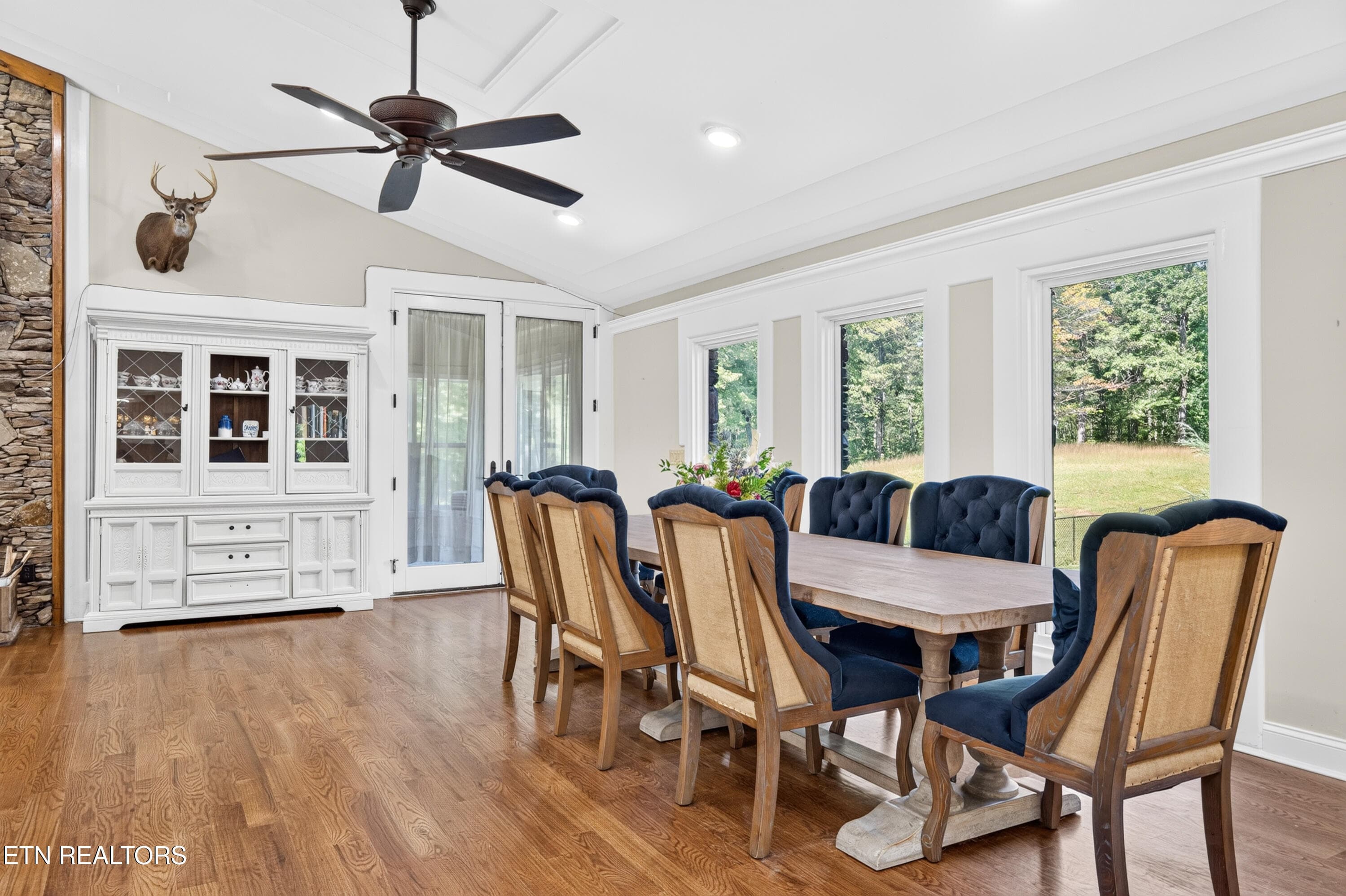 dinning rm - 684 Randolph Rd, Crossville, TN 38571