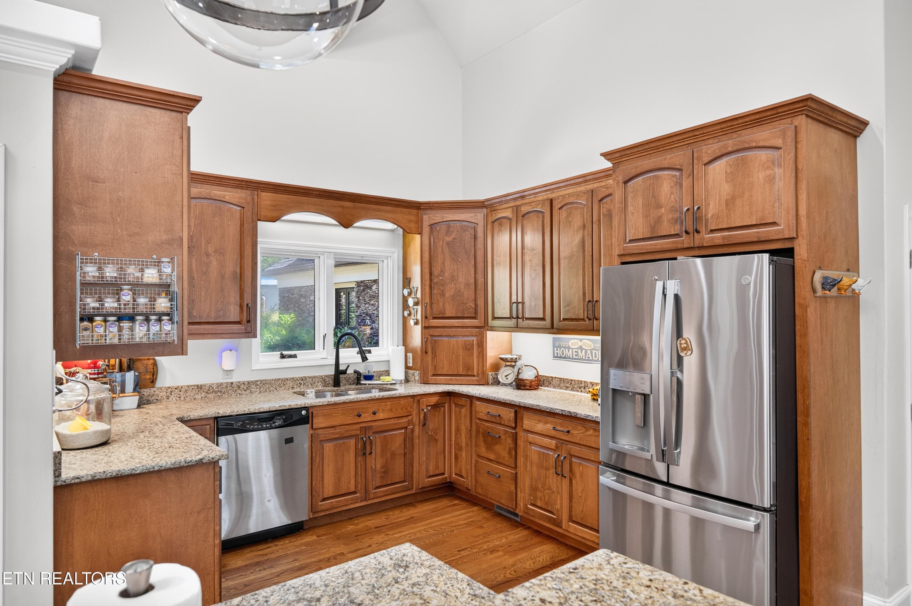 kitchen3 - 684 Randolph Rd, Crossville, TN 38571