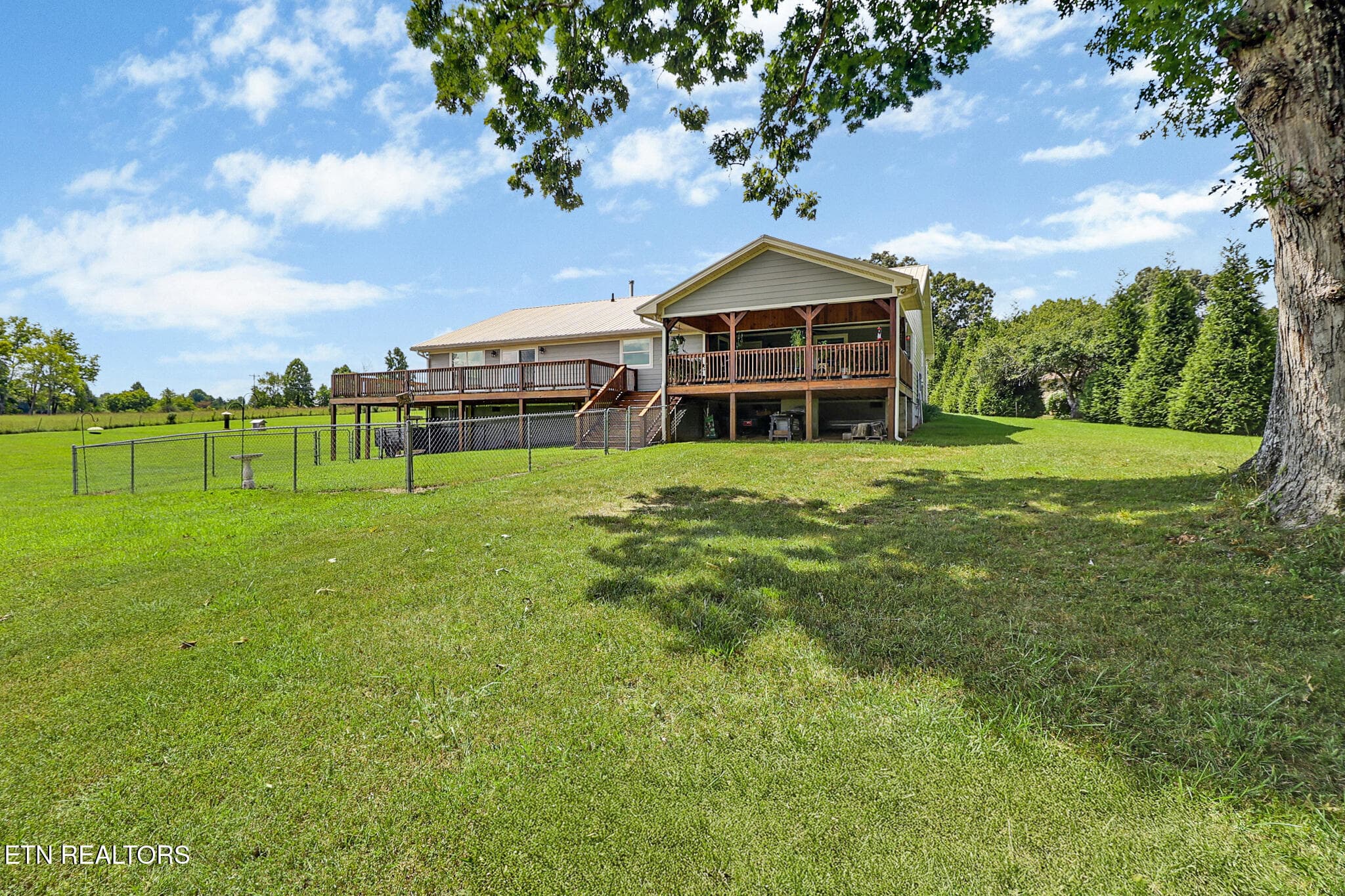n44a9975-n44a9979 - 5285 Red Rd, Sparta, TN 38583, Sparta