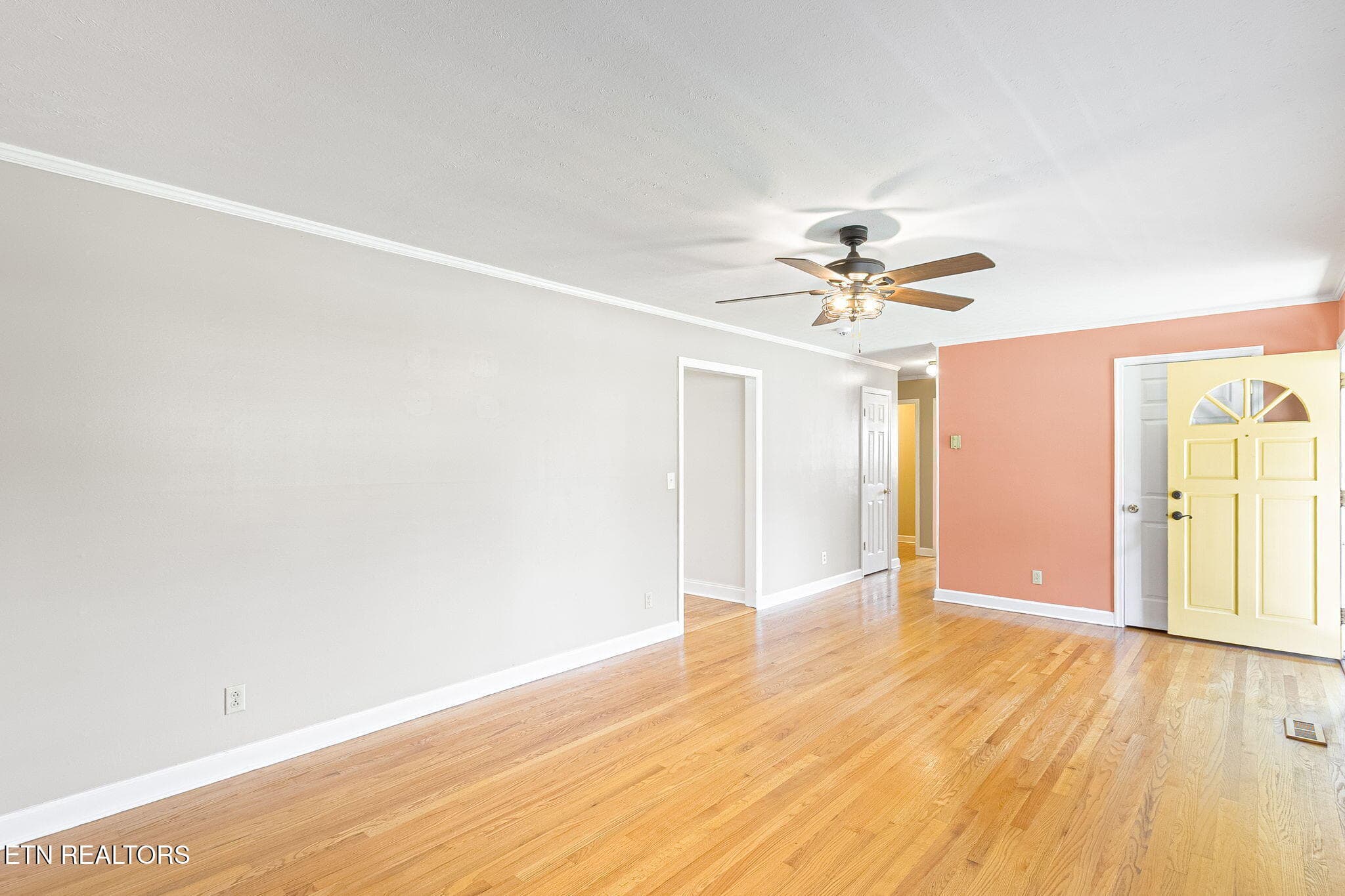 5-web-or-mls-005--FULL - 5620 Scenichills Rd, Knoxville, TN 37912, Knoxville
