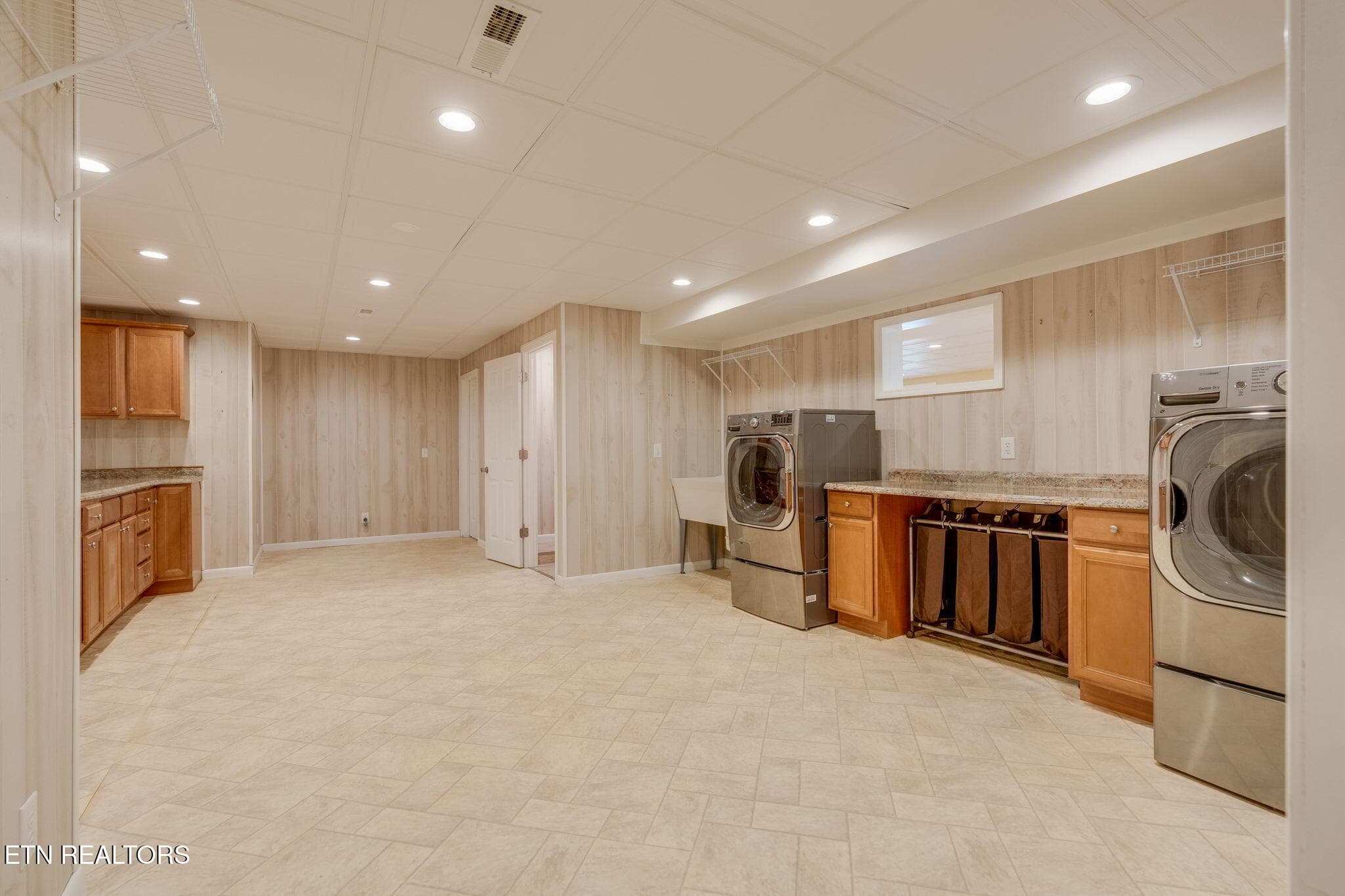 033 - 325 Goldenrod Drive, Jonesborough, TN 37659
