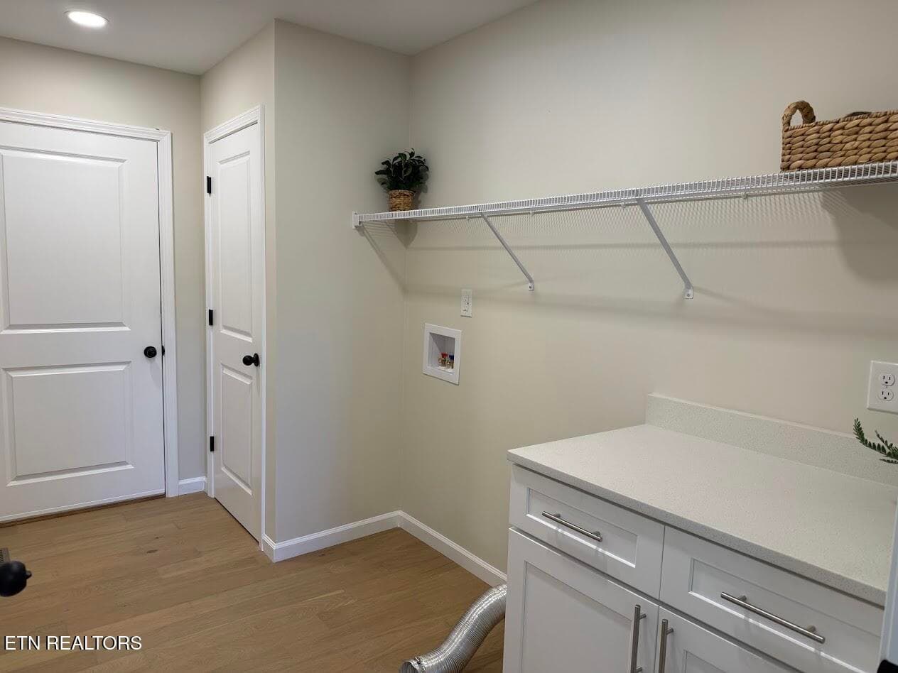 laundry - 149 Park Ave, Madisonville, TN 37354, Madisonville