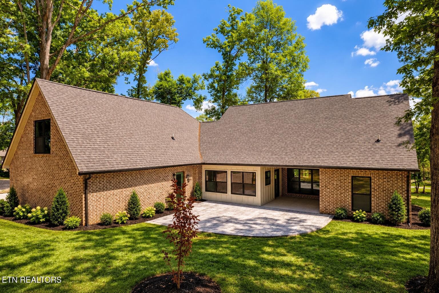 Back of House - 5816 Caswell Drive, Greenback, TN 37742