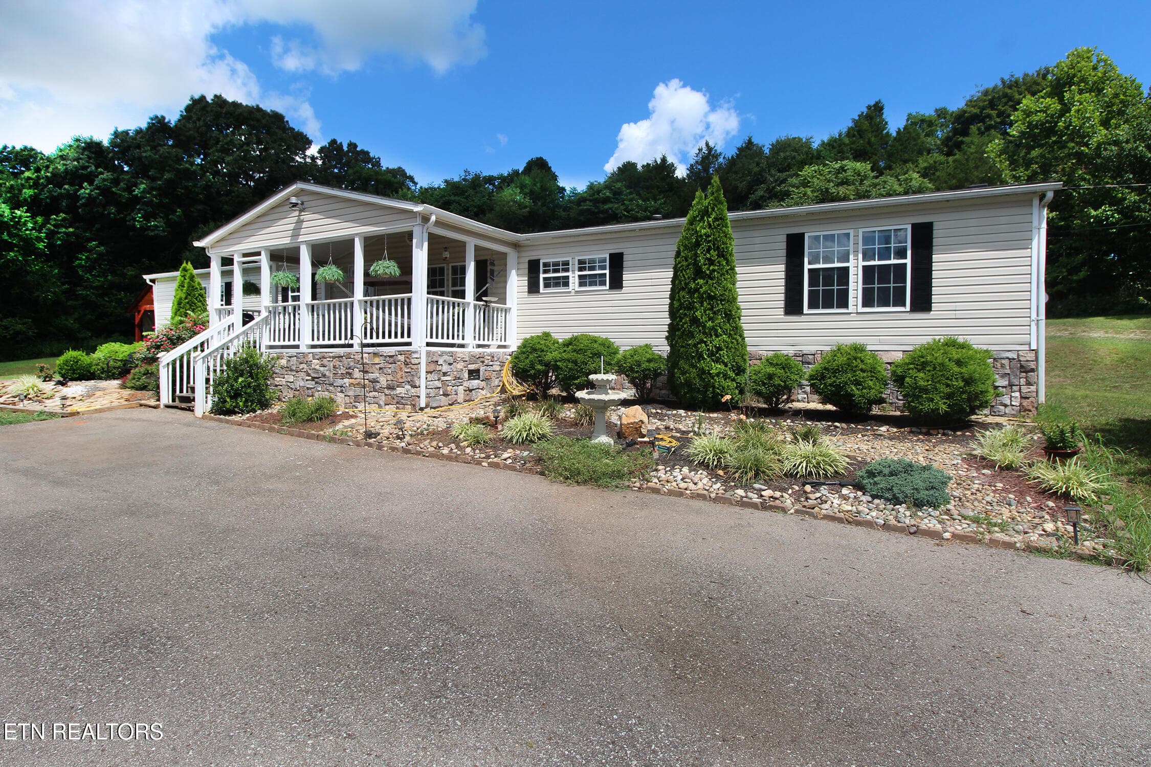 IMG_5740 - 9115 Buttermilk Rd, Lenoir City, TN 37771