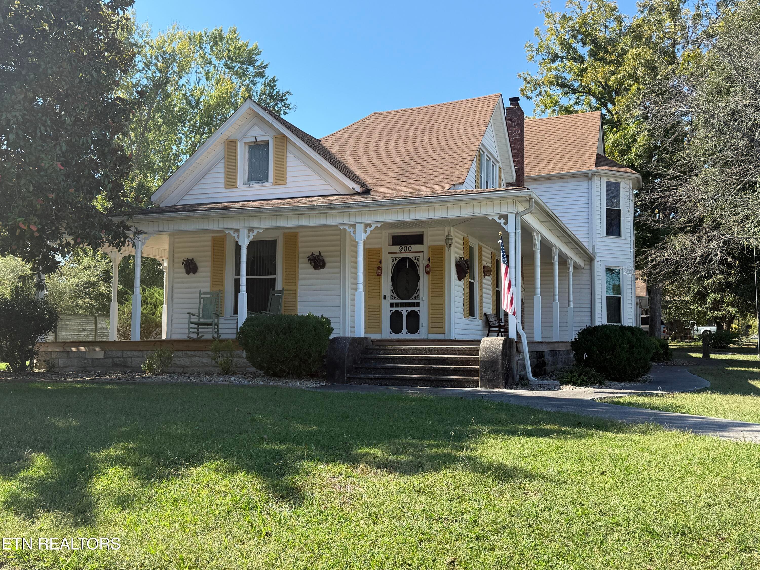 IMG_5056 - 900 Georgia Ave, Etowah, TN 37331