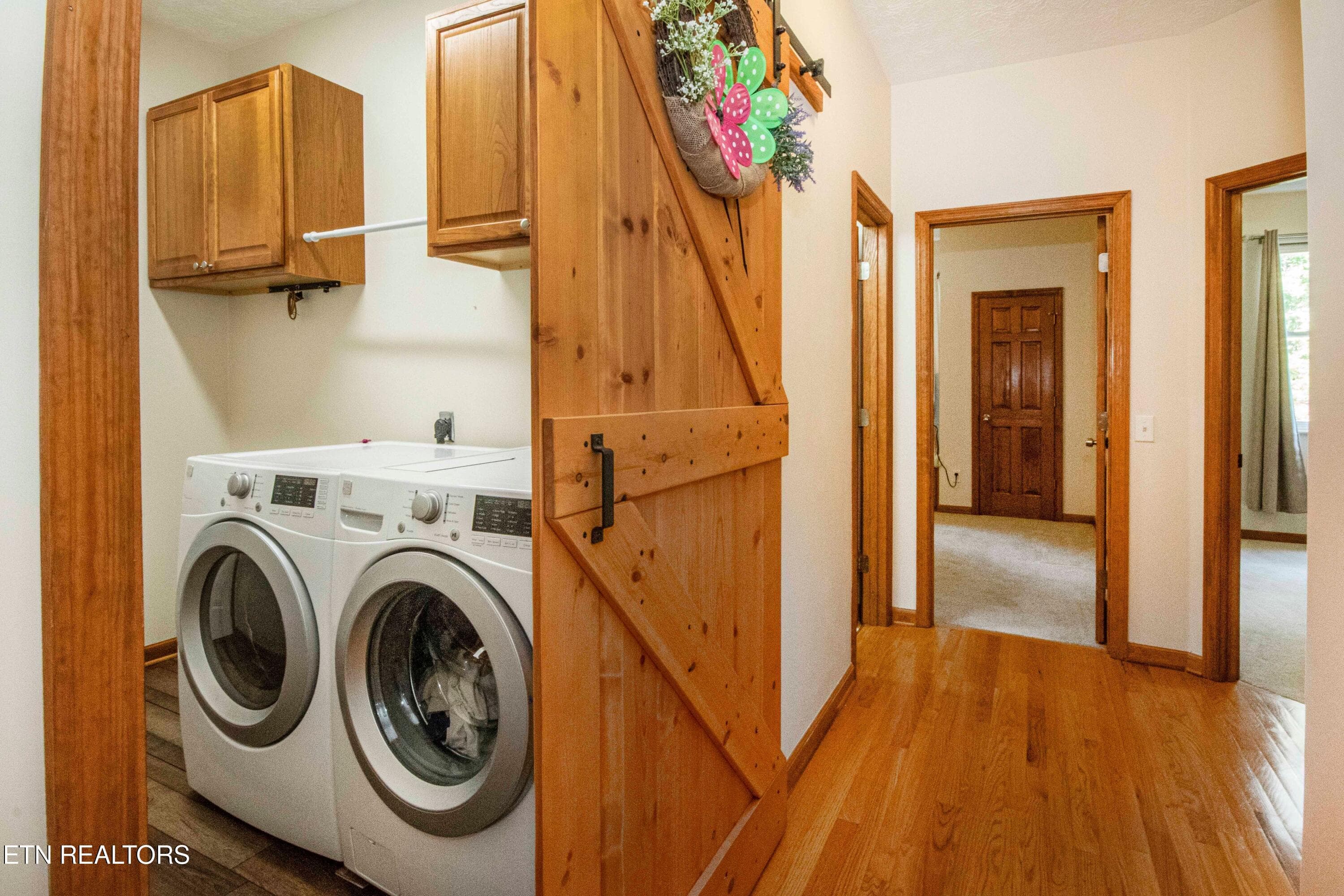 Laundry - 169 Oostanali Way, Loudon, TN 37774