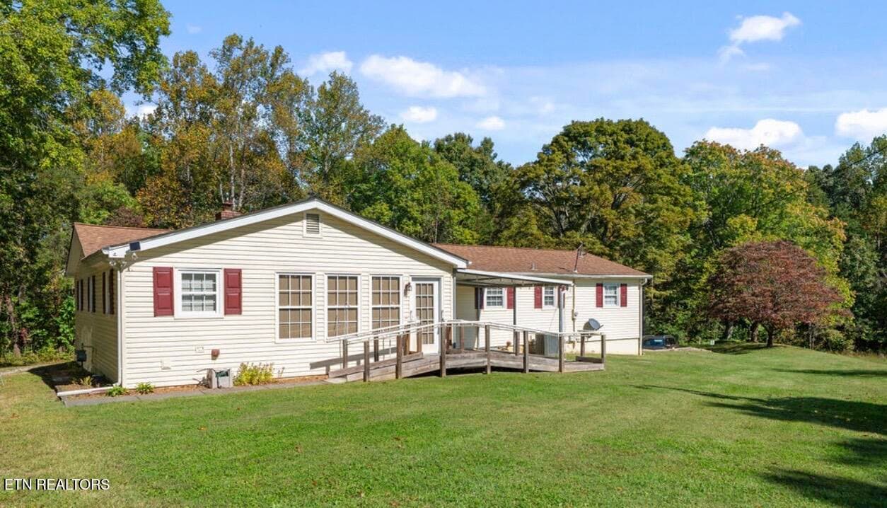 back view - 431 Black Oak Rd, Clinton, TN 37716, Clinton