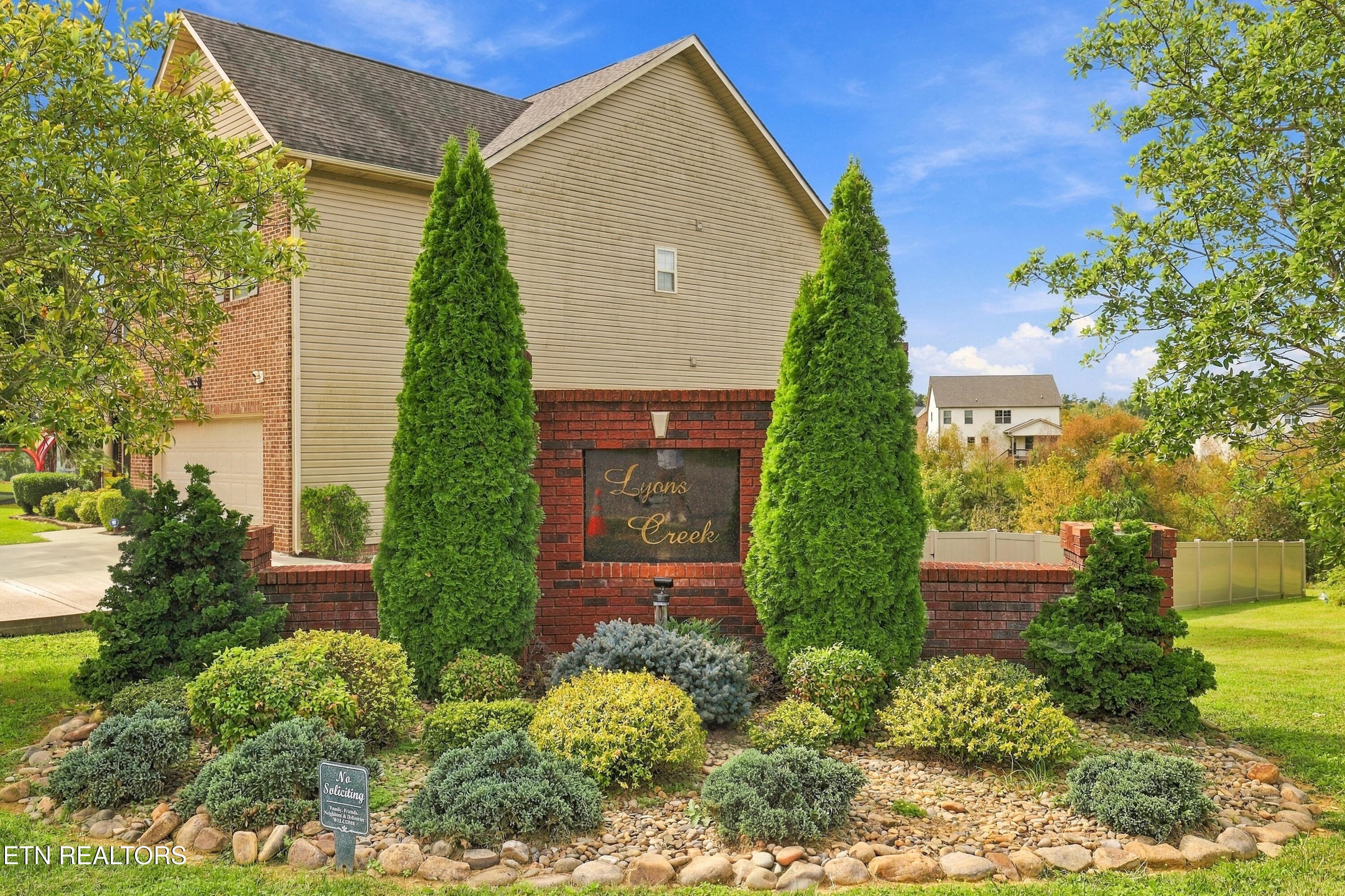 04-654 Running Brook Drive 4 - 654 Running Brook Drive, Strawberry Plains, TN 37871, Strawberry Plains