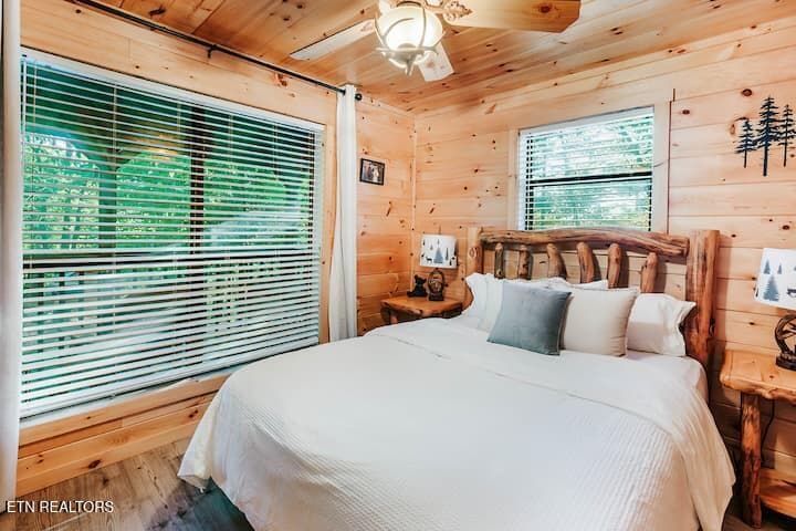 Bedroom 2 - 3119 Bear Mountain Lane, Sevierville, TN 37876, Sevierville