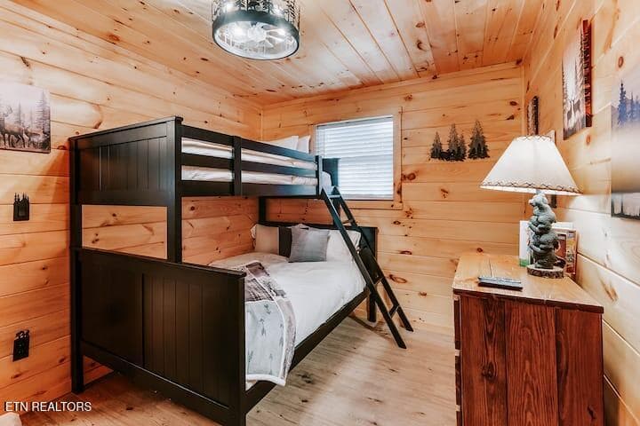 Bedroom 3 - 3119 Bear Mountain Lane, Sevierville, TN 37876, Sevierville