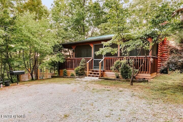 Exterior.2 - 3119 Bear Mountain Lane, Sevierville, TN 37876, Sevierville
