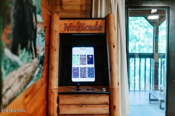 Game room - 3119 Bear Mountain Lane, Sevierville, TN 37876, Sevierville