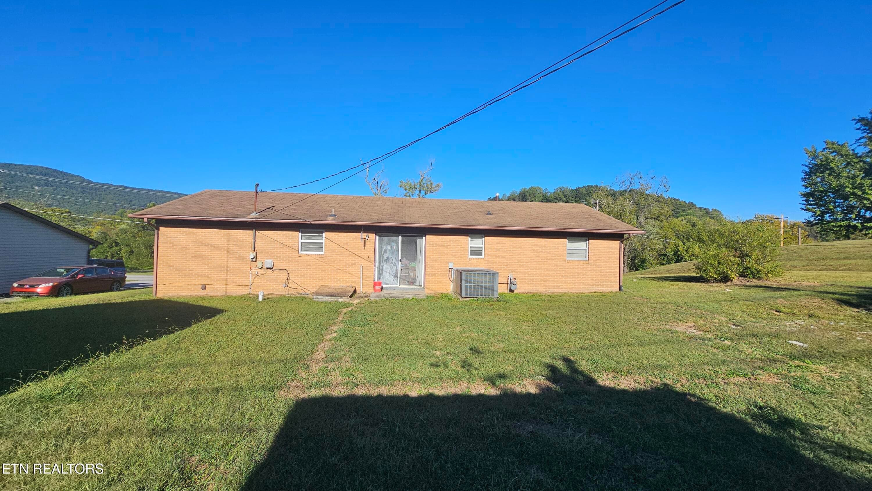 20260929_171012 - 211 Meadowview Drive, Harriman, TN 37748