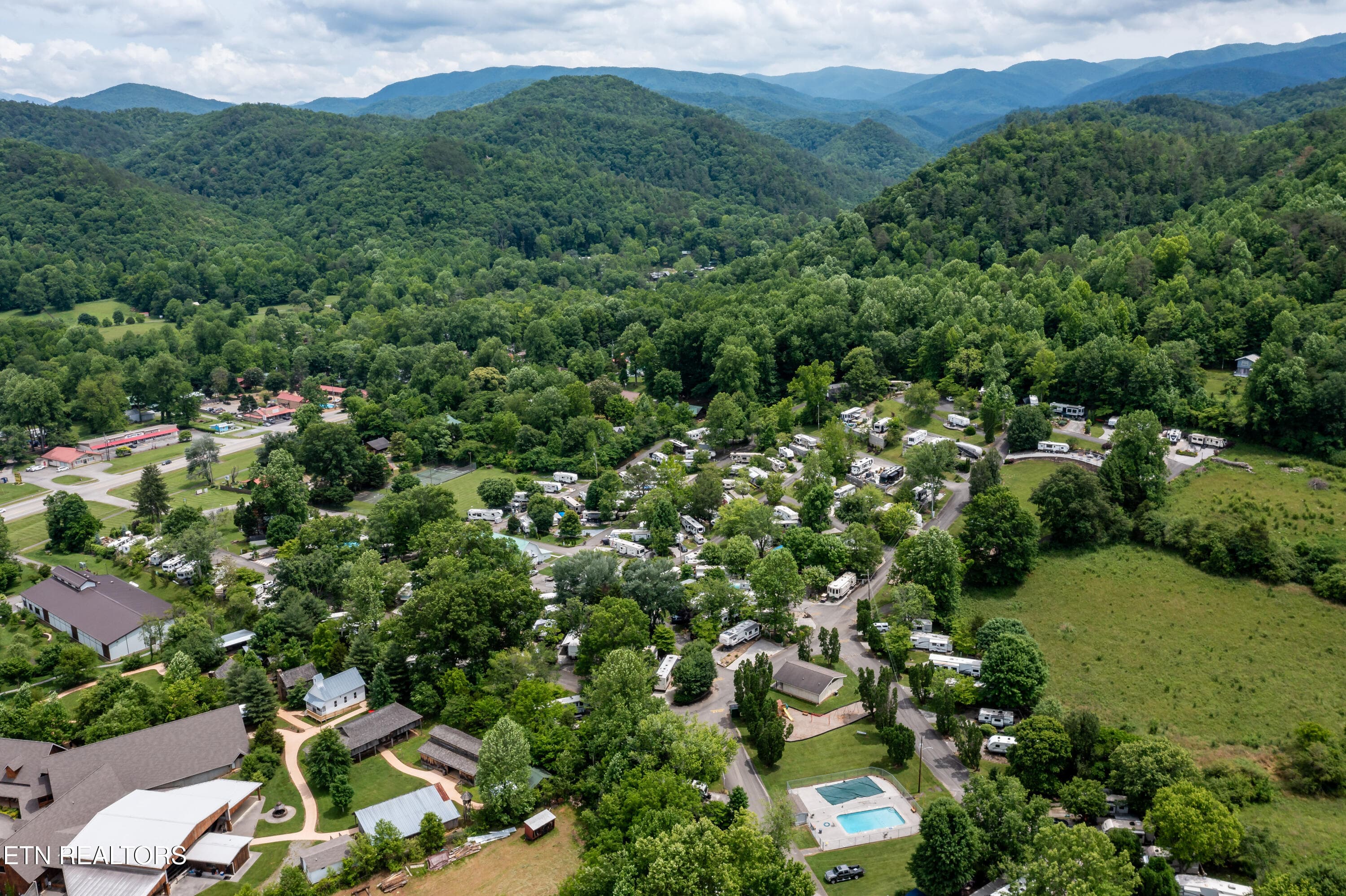 Sundown Resort - Lot 94 Highway 73, Townsend, TN 37882