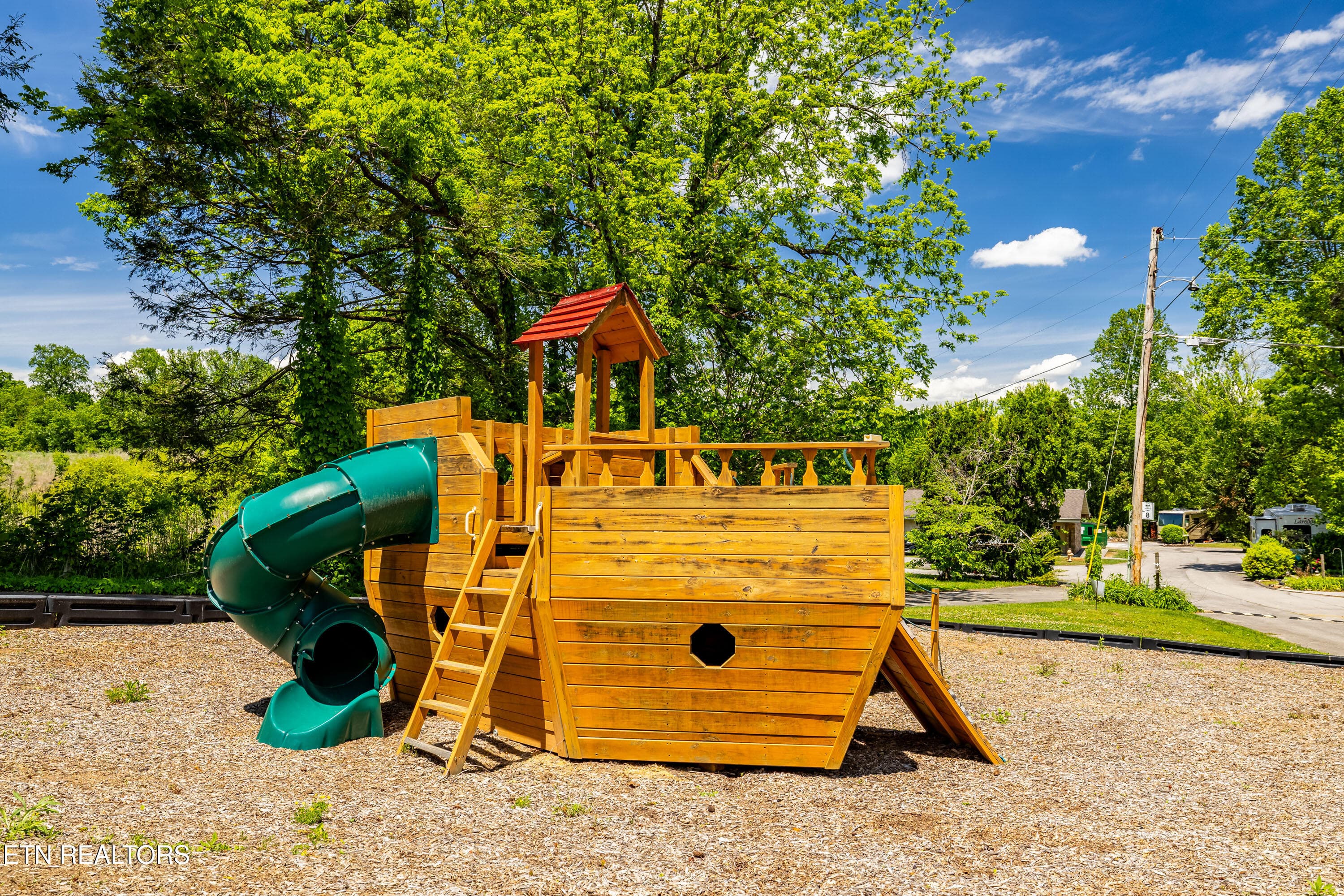Sundown Resort playground - Lot 94 Highway 73, Townsend, TN 37882