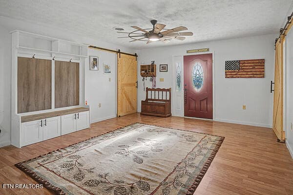 05 GENERAL ENTRY WAY - 875 Palmer Hollow Rd, Bybee, TN 37713