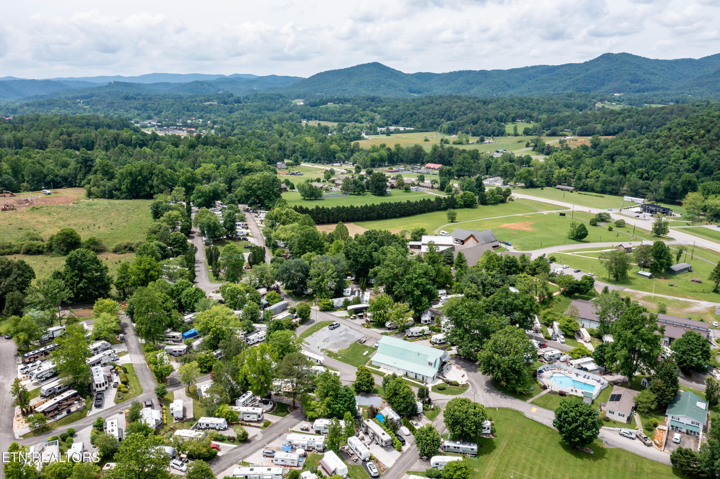 Sundown Resort 94 Townsend-57 - Lot 196 Highway 73, Townsend, TN 37882