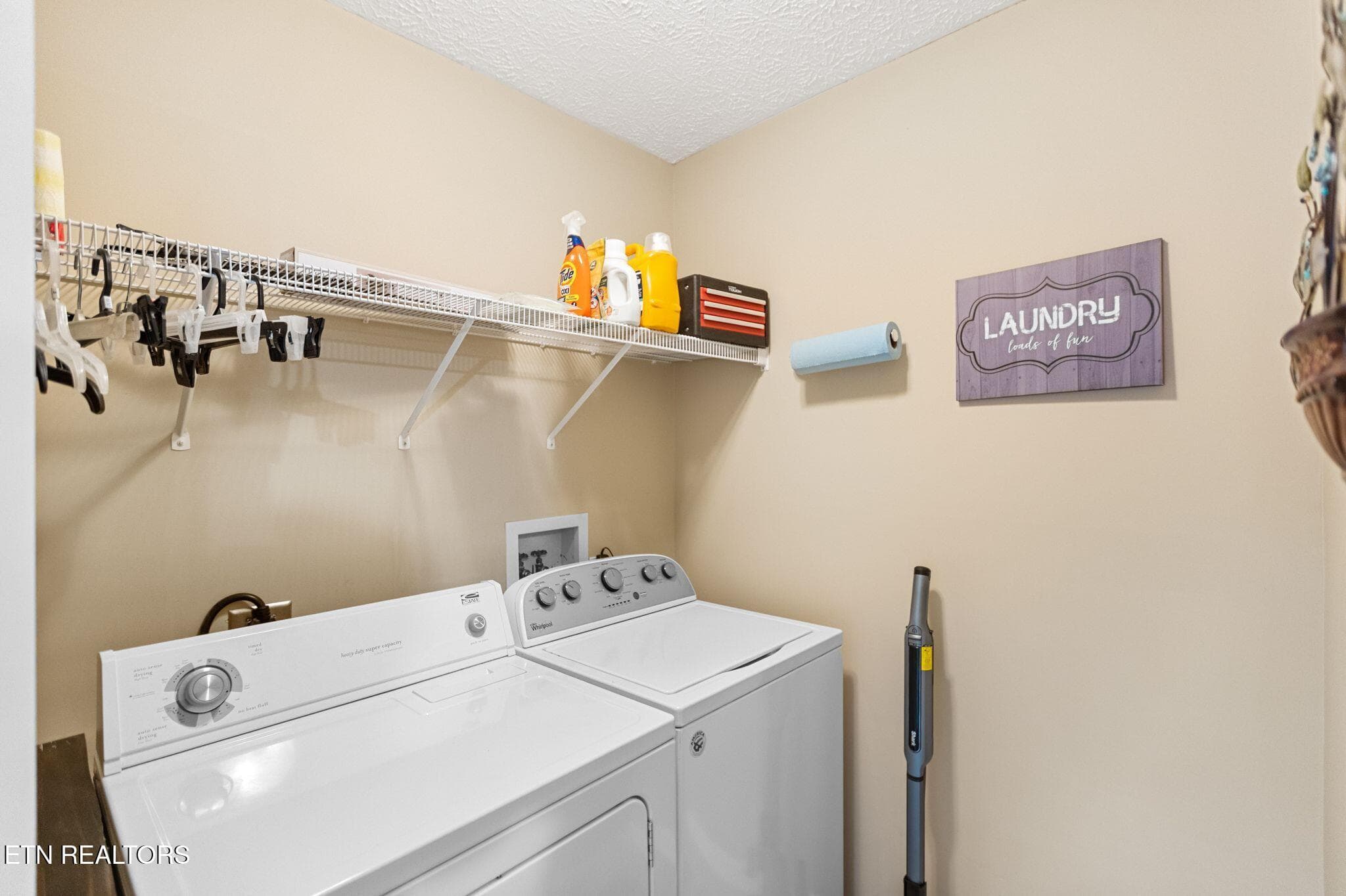 laundry - 1003 Woullard Way 1, Sevierville, TN 37876, Sevierville